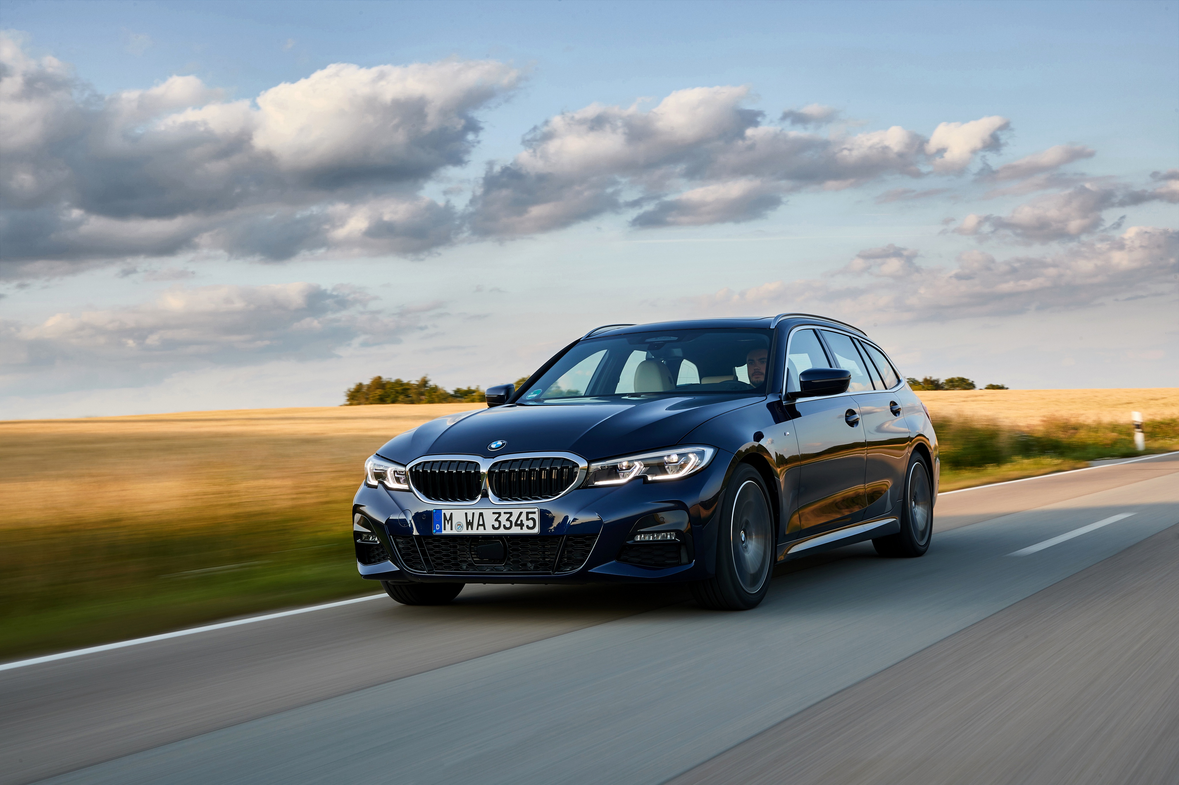 Download Car BMW Vehicle BMW 3 Series Touring 4k Ultra HD Wallpaper