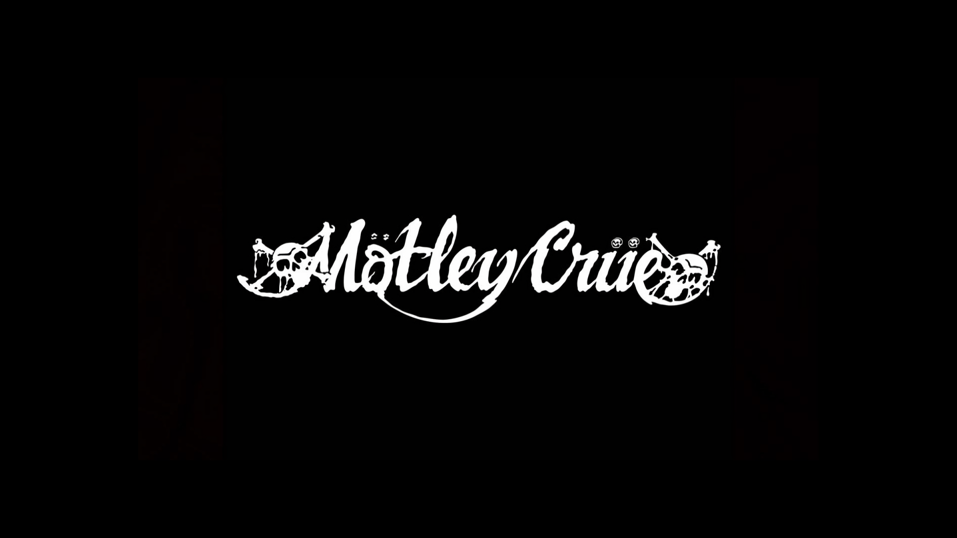 Mötley Crüe HD Wallpaper: Rock Legends in Style