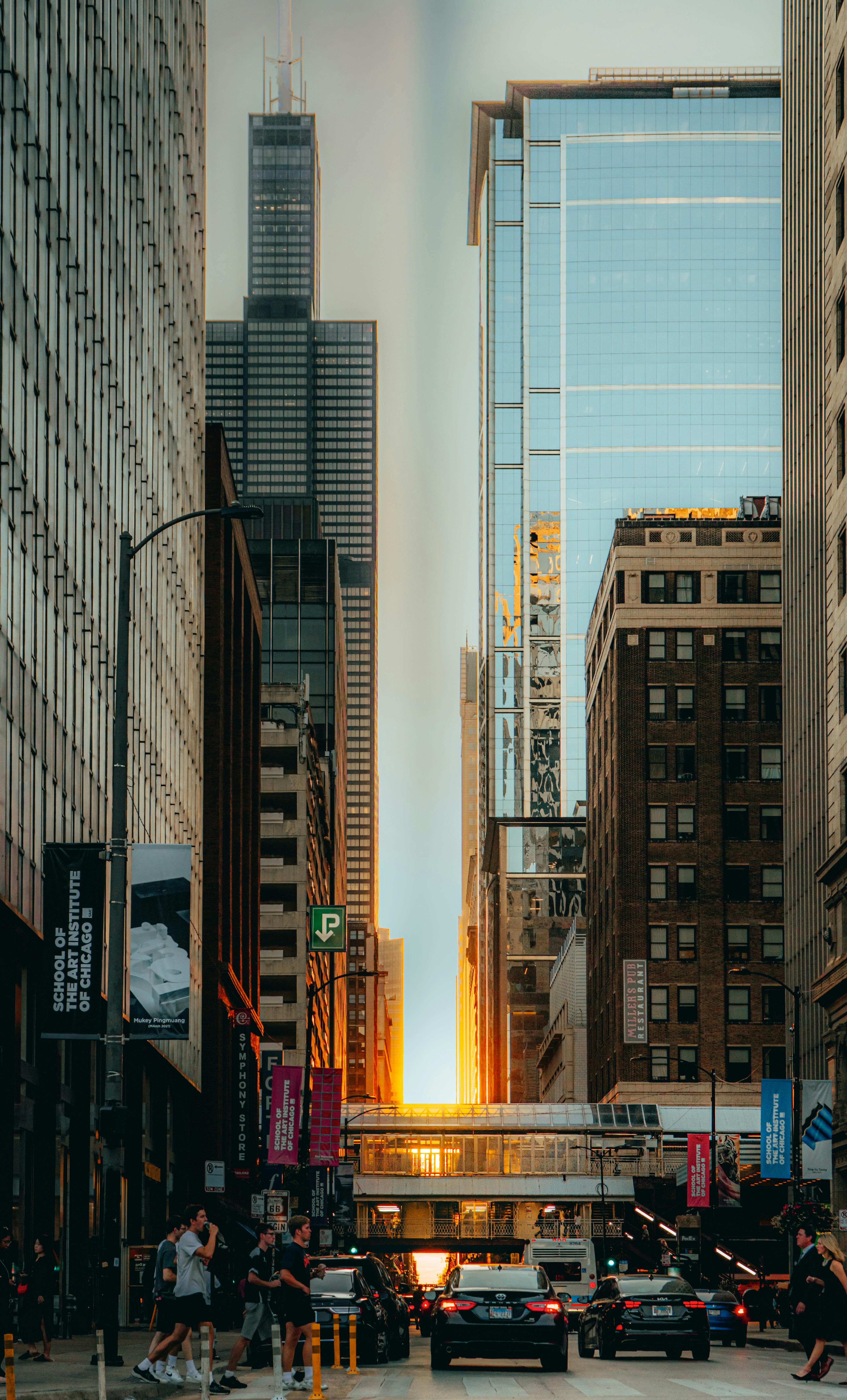 Chicago Urban Street Scene at Sunset · Free