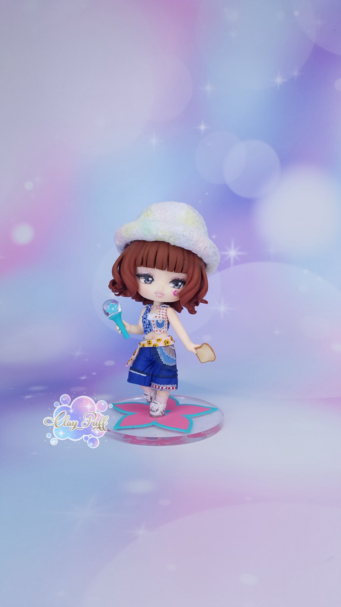 ClayPuff Clayart Official are some cute picture of ChiBINI Gwen for phone wallpaper. I hope u all like her Chibi BINI version. I am so excited for the next