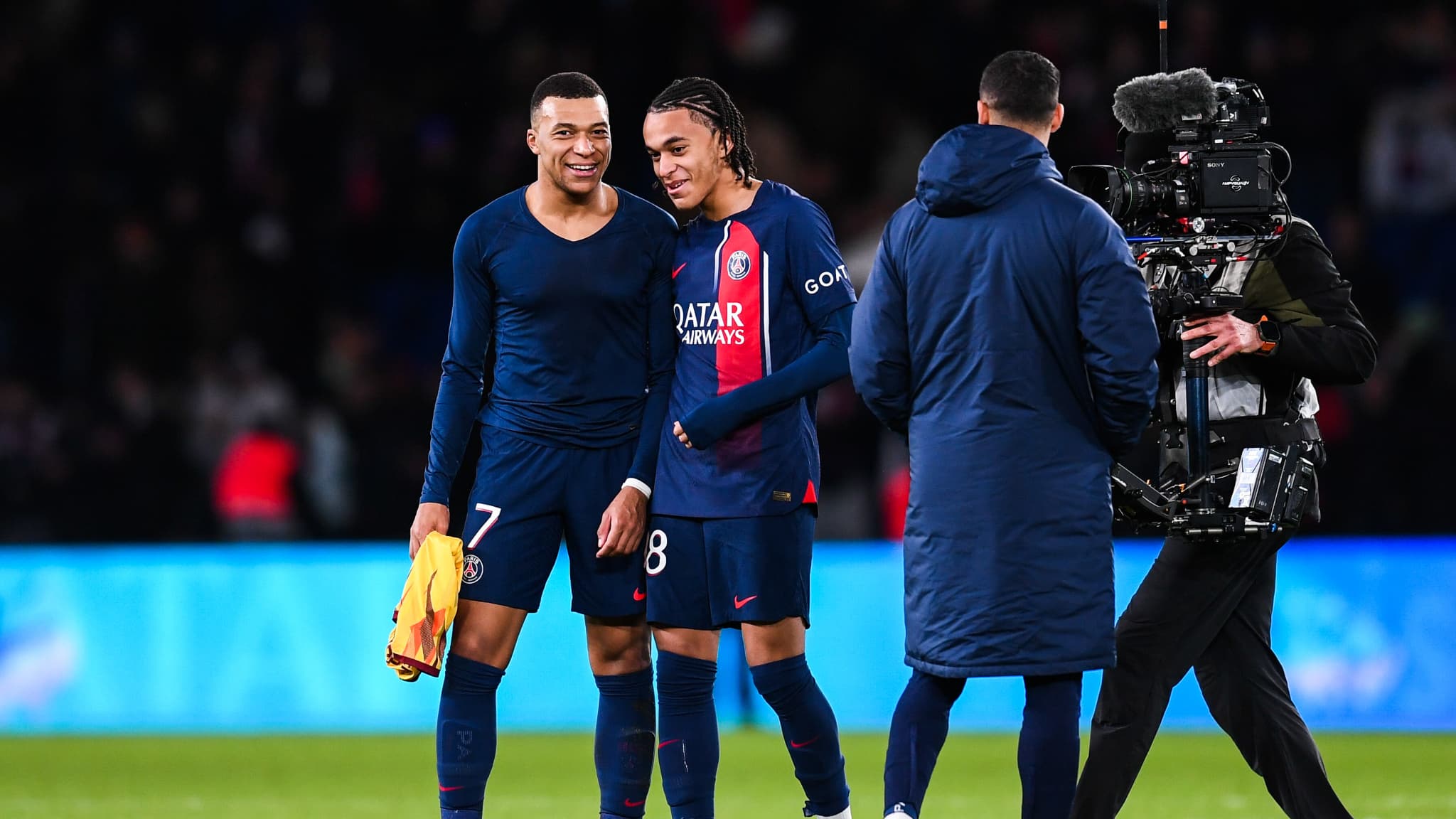 An unforgettable night in Paris for the Mbappe family Sports News From All Over the World