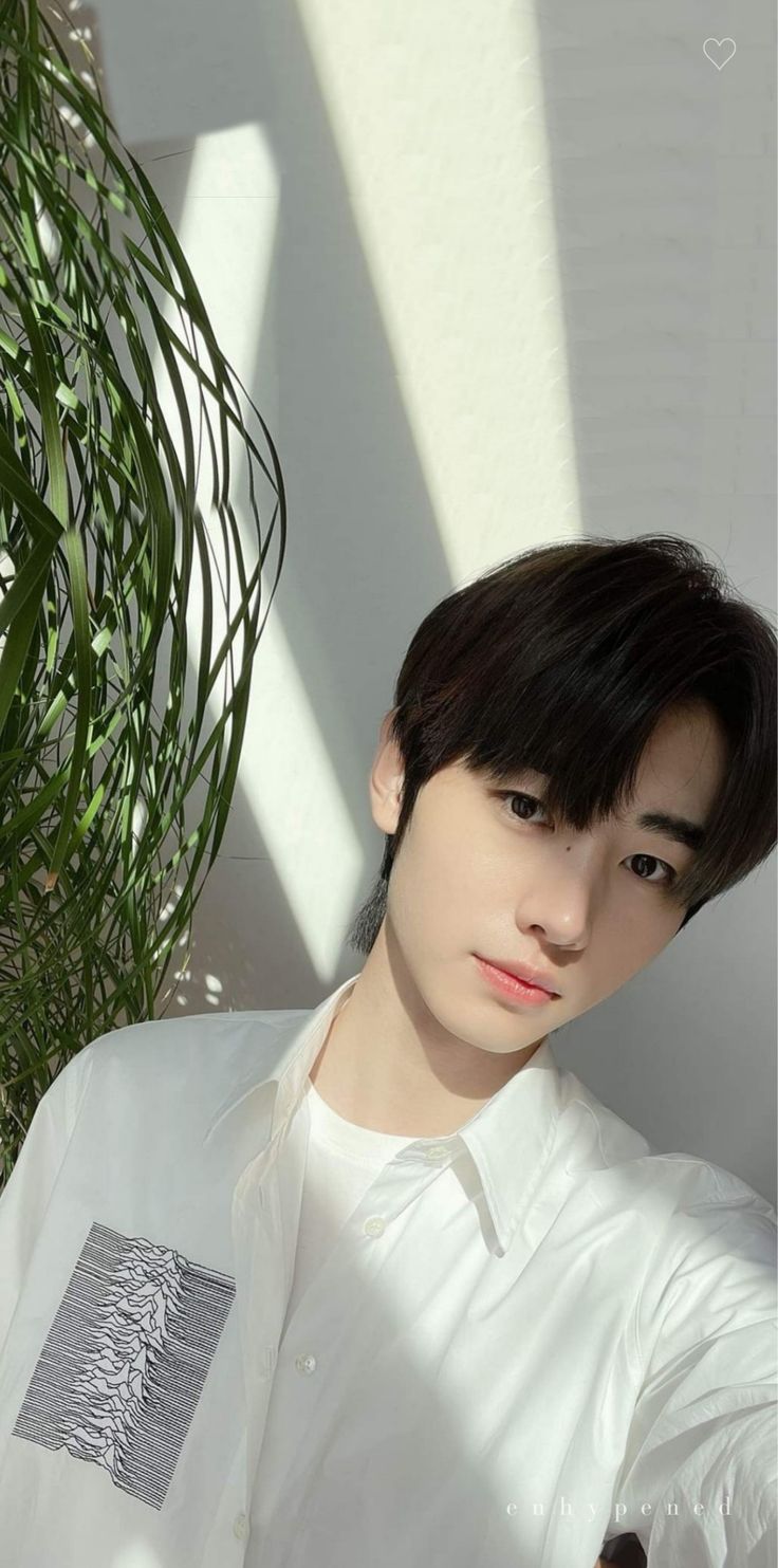 Sunghoon Wallpaper / Lockscreen