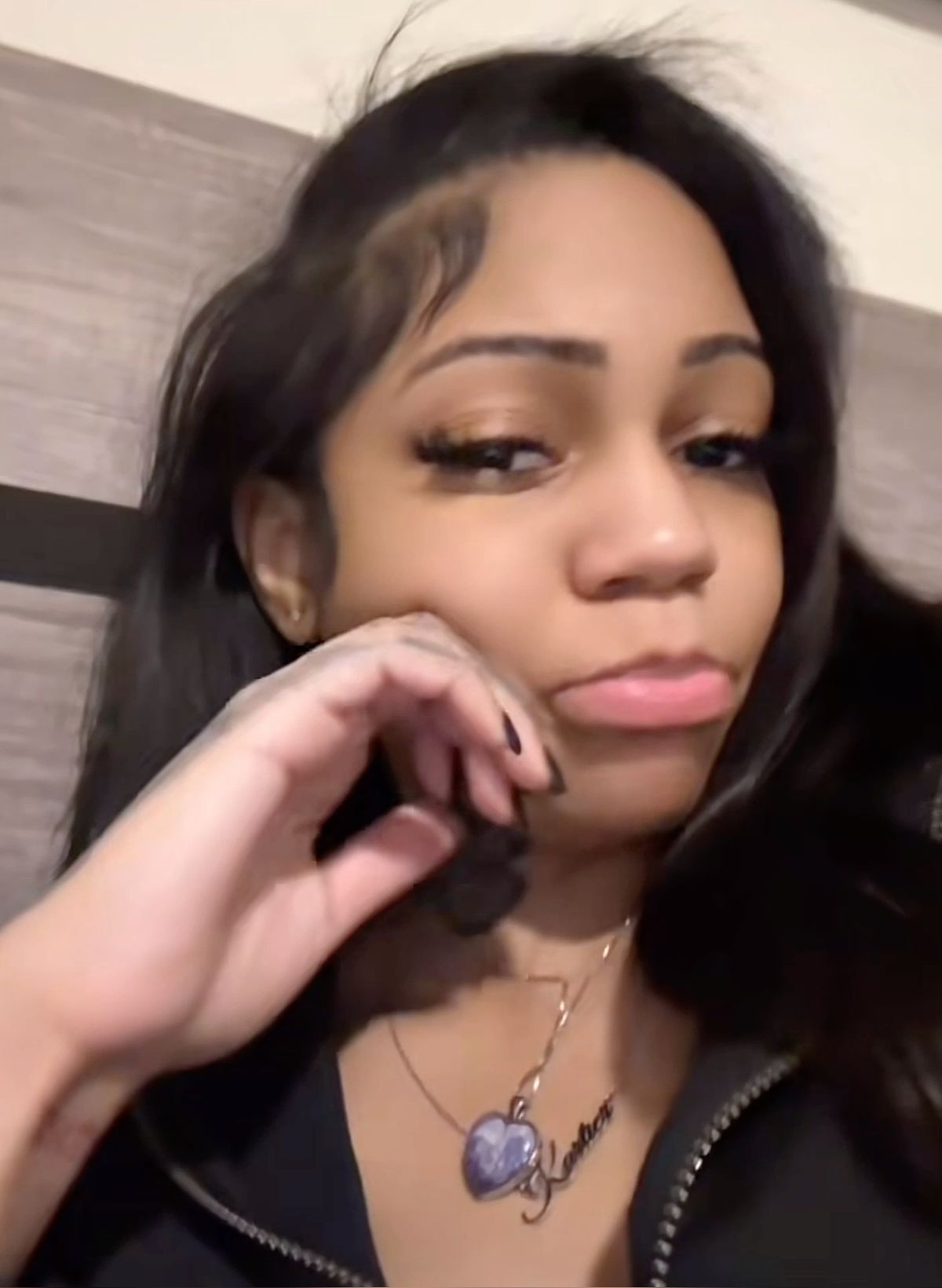 Aspen kartier ideas. pretty selfies, cute selfie ideas, cute relationship pics