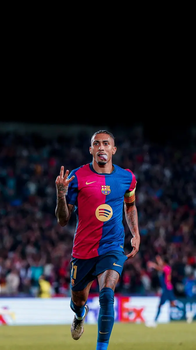 Raphinha Barcelona wallpaper