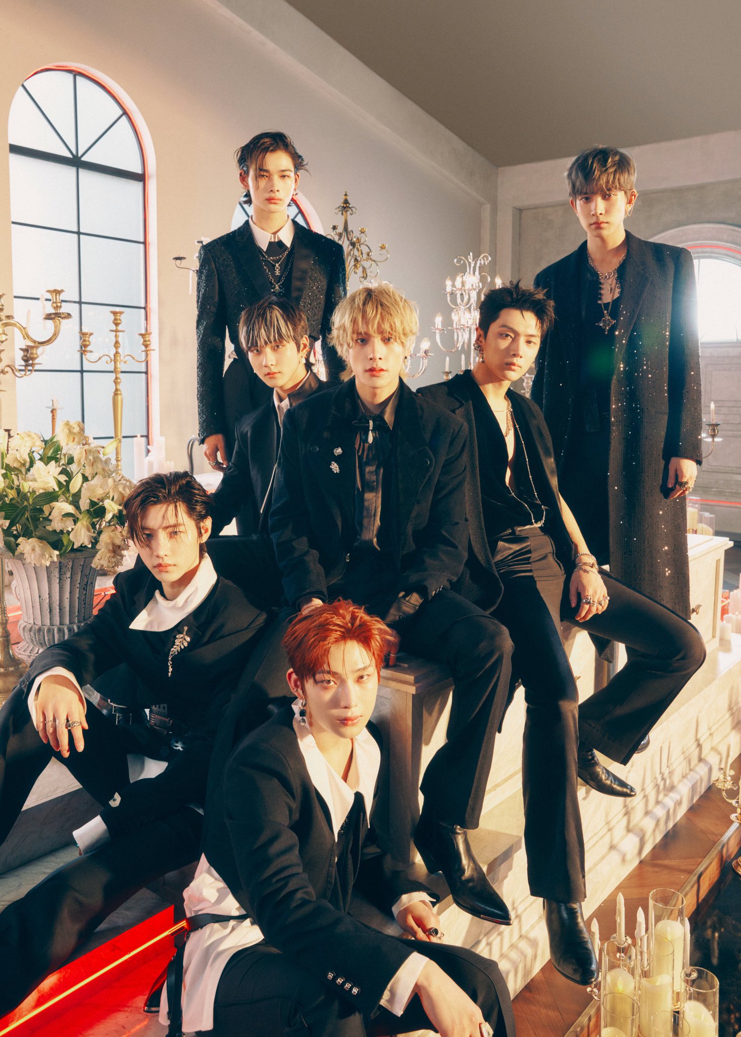 ENHYPEN UPDATES - [ARTICLE] 230517 “ENHYPEN 'DARK BLOOD' tracklist release. Title song 'Bite Me'” • Heeseung participated in directing the recording. • Lyrics from the audio preview: “If I'm going to