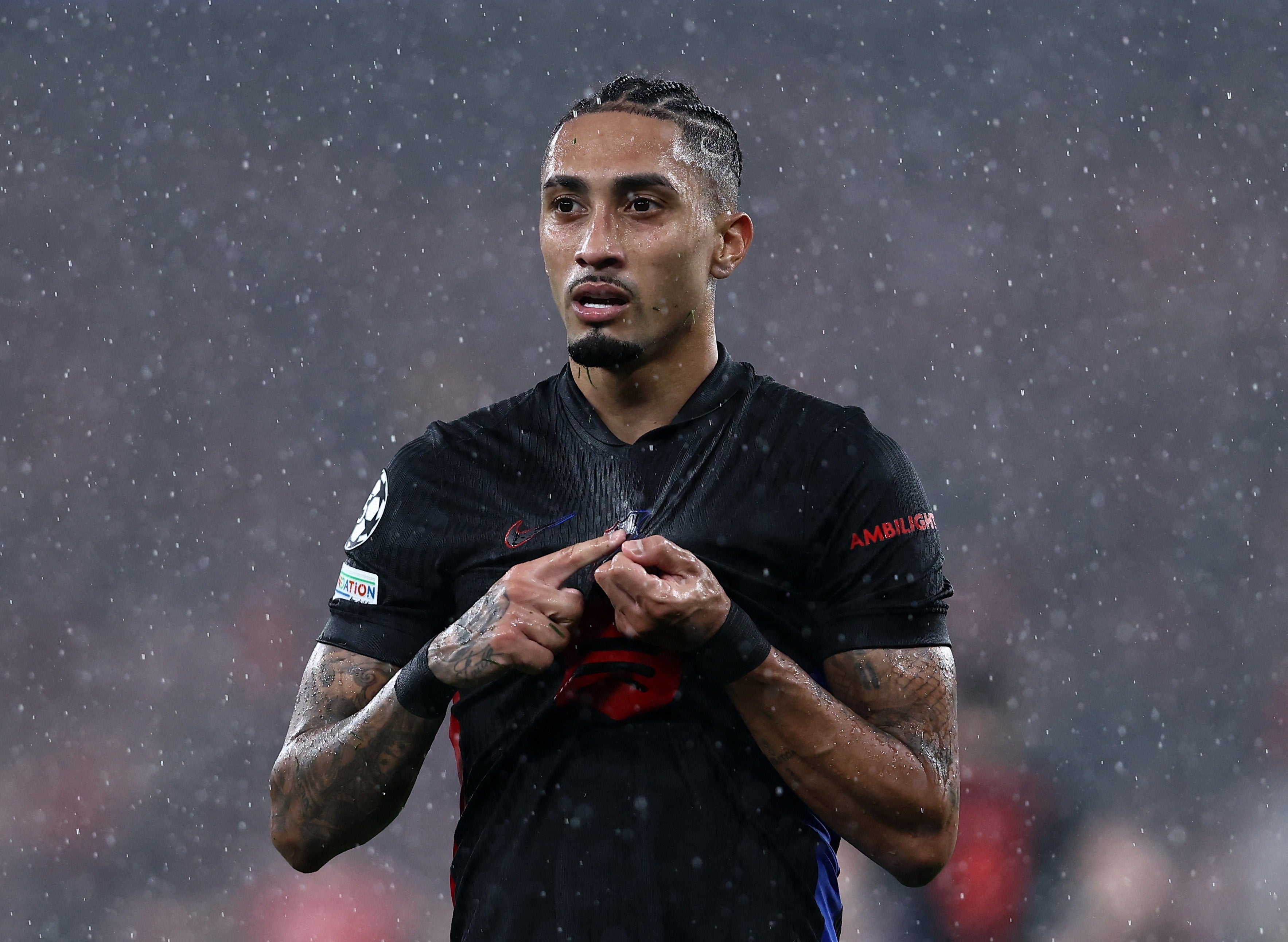 What Happened with Raphinha After Benfica vs Barcelona? Police Intervened