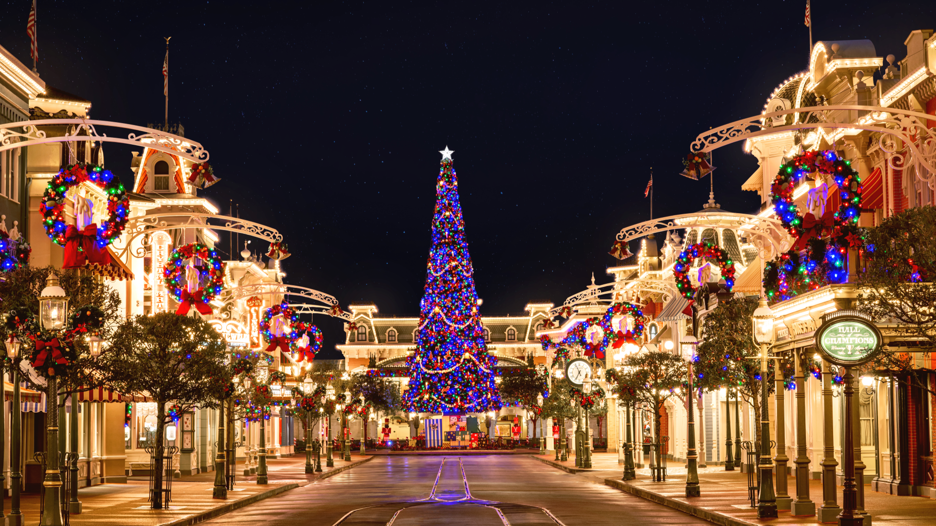 2025 Christmas at Disney World Fun for Everyone