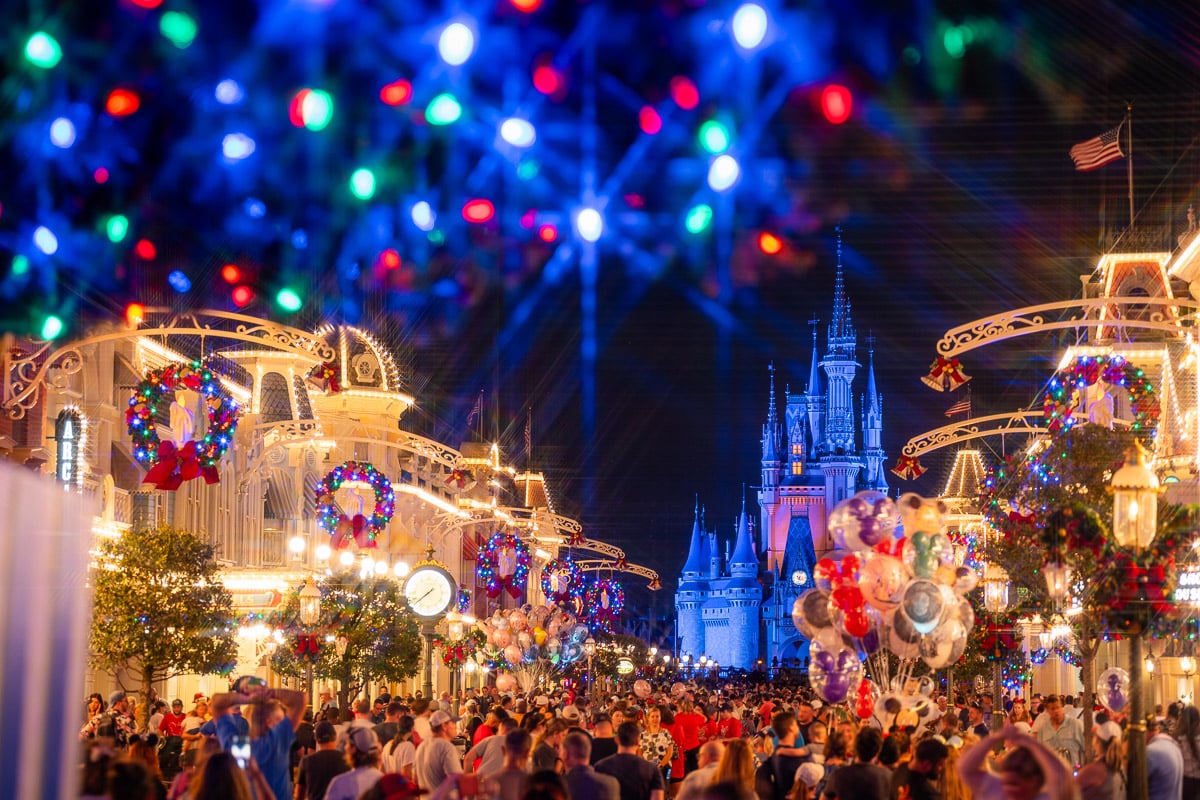 Guide to Christmas 2025 at Magic Kingdom Tourist Blog