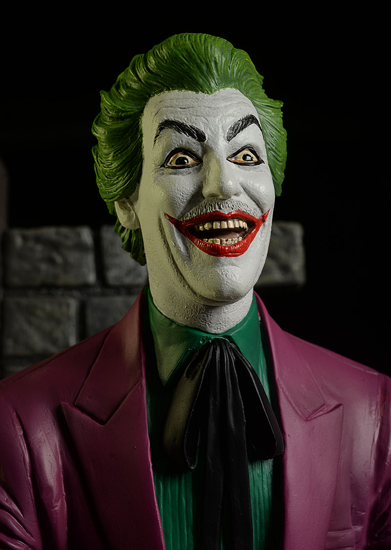 Review and photo of the Joker Cesar Romero 1966 Batman TV show statue
