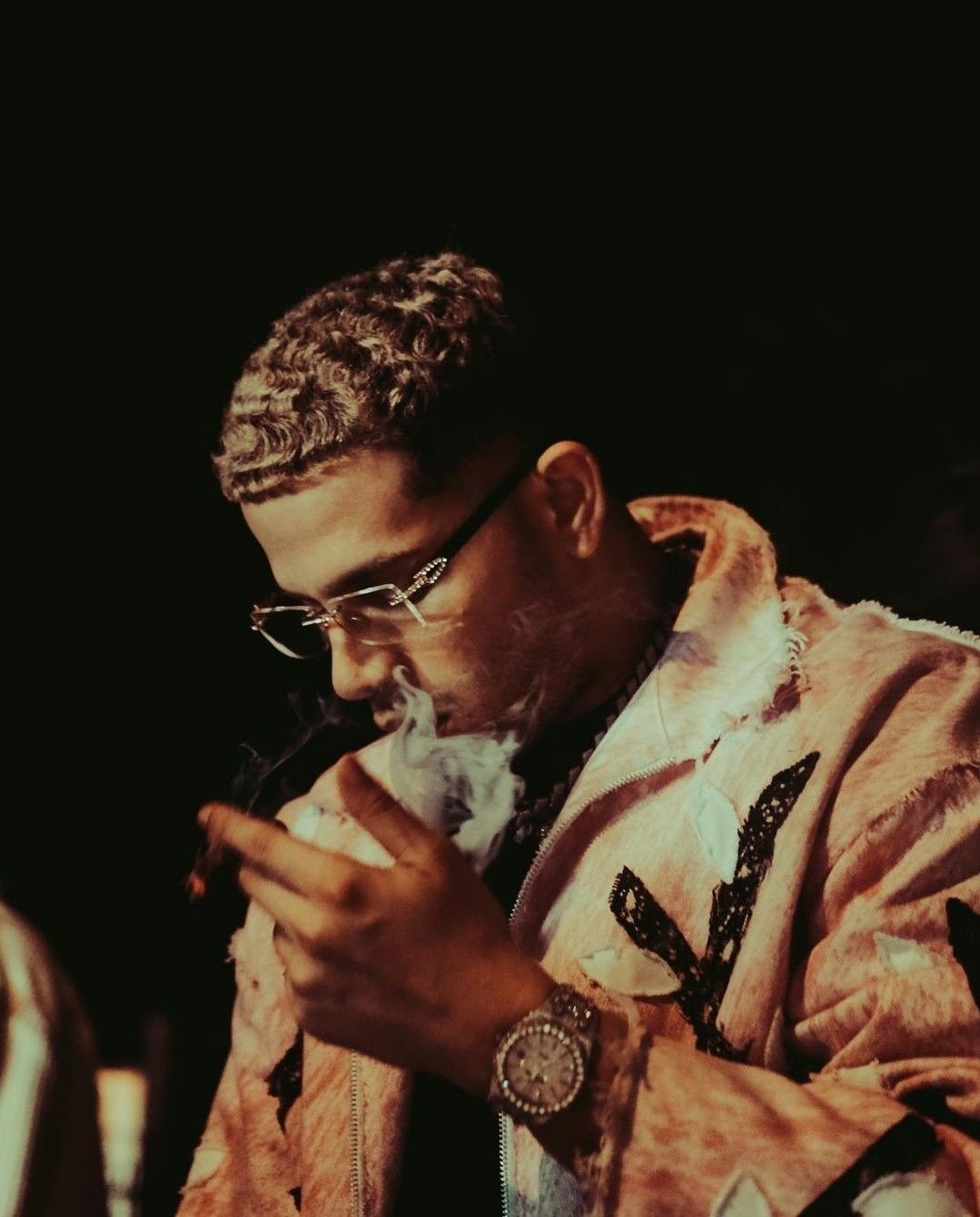 Dei V ideas. latin artists, underwater, bryant myers