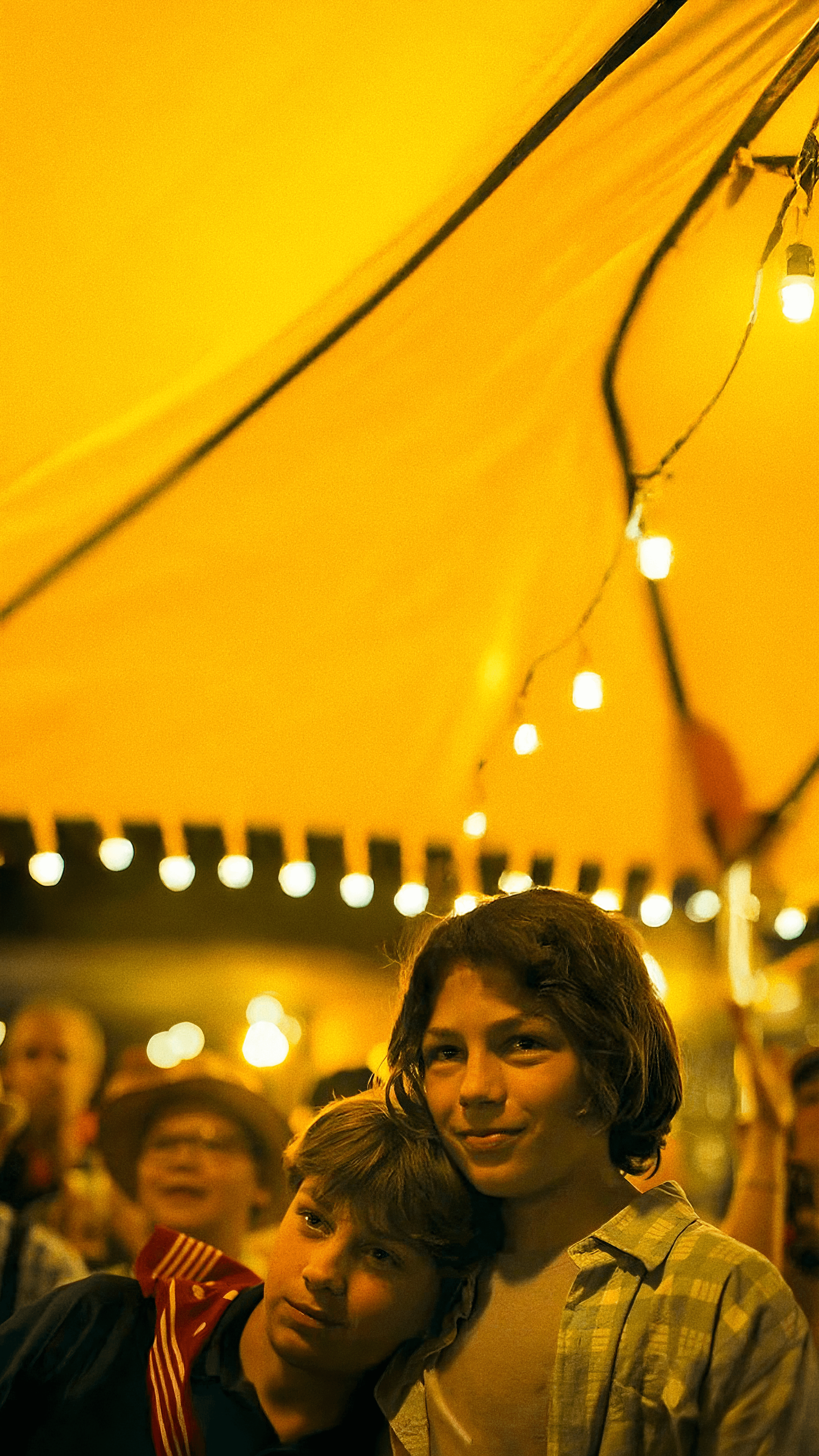 Young Hearts Wallpaper!