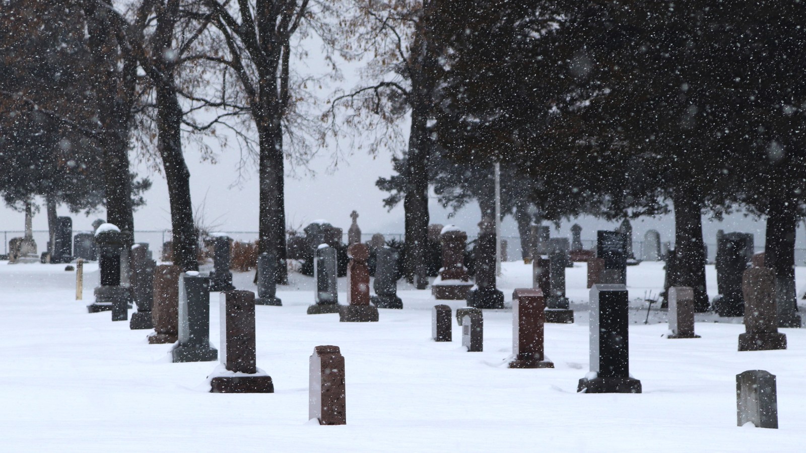 How difficult are winter burials?