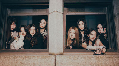 Hearts2Hearts The Chase 4K Wallpaper HD Phone iPhone c