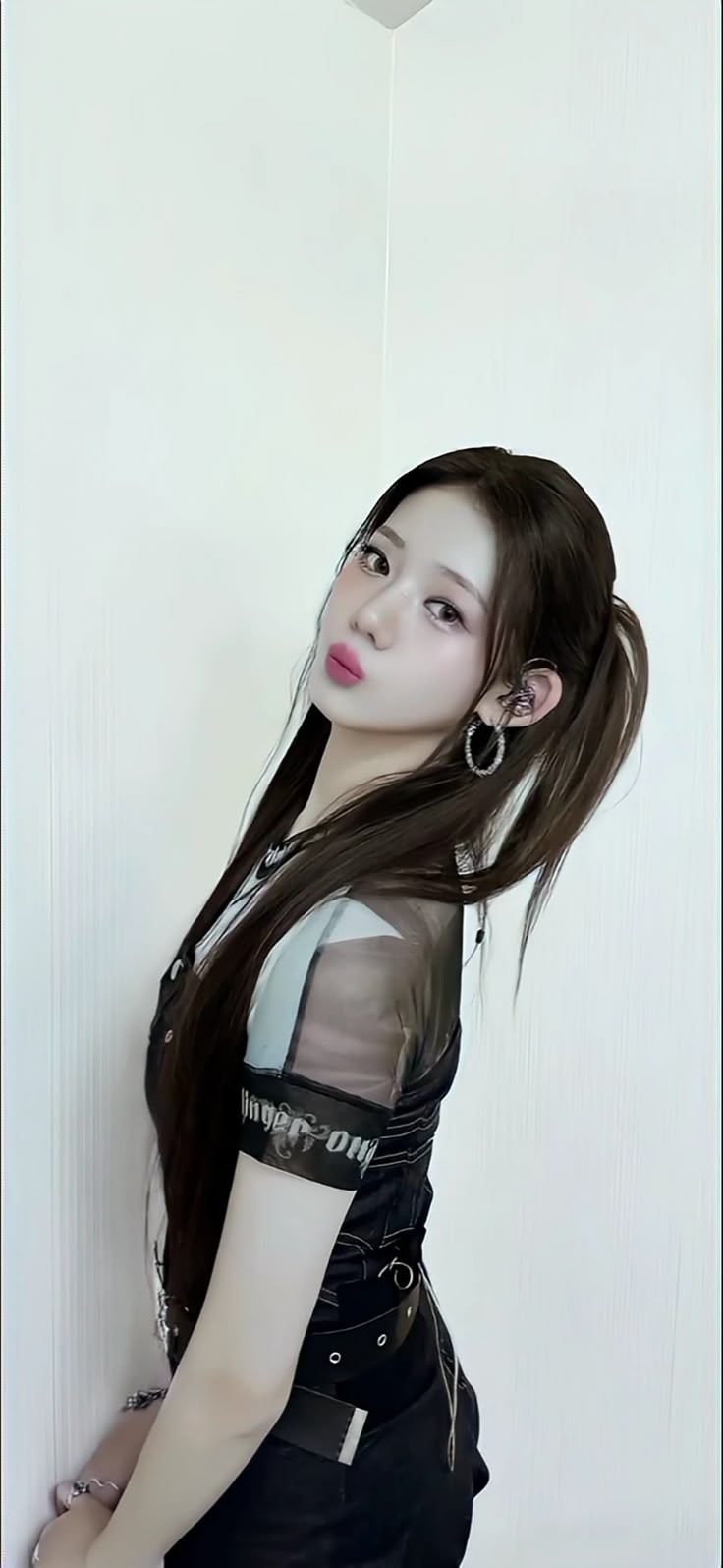 cr. me. RORA WALLPAPER #babymonster