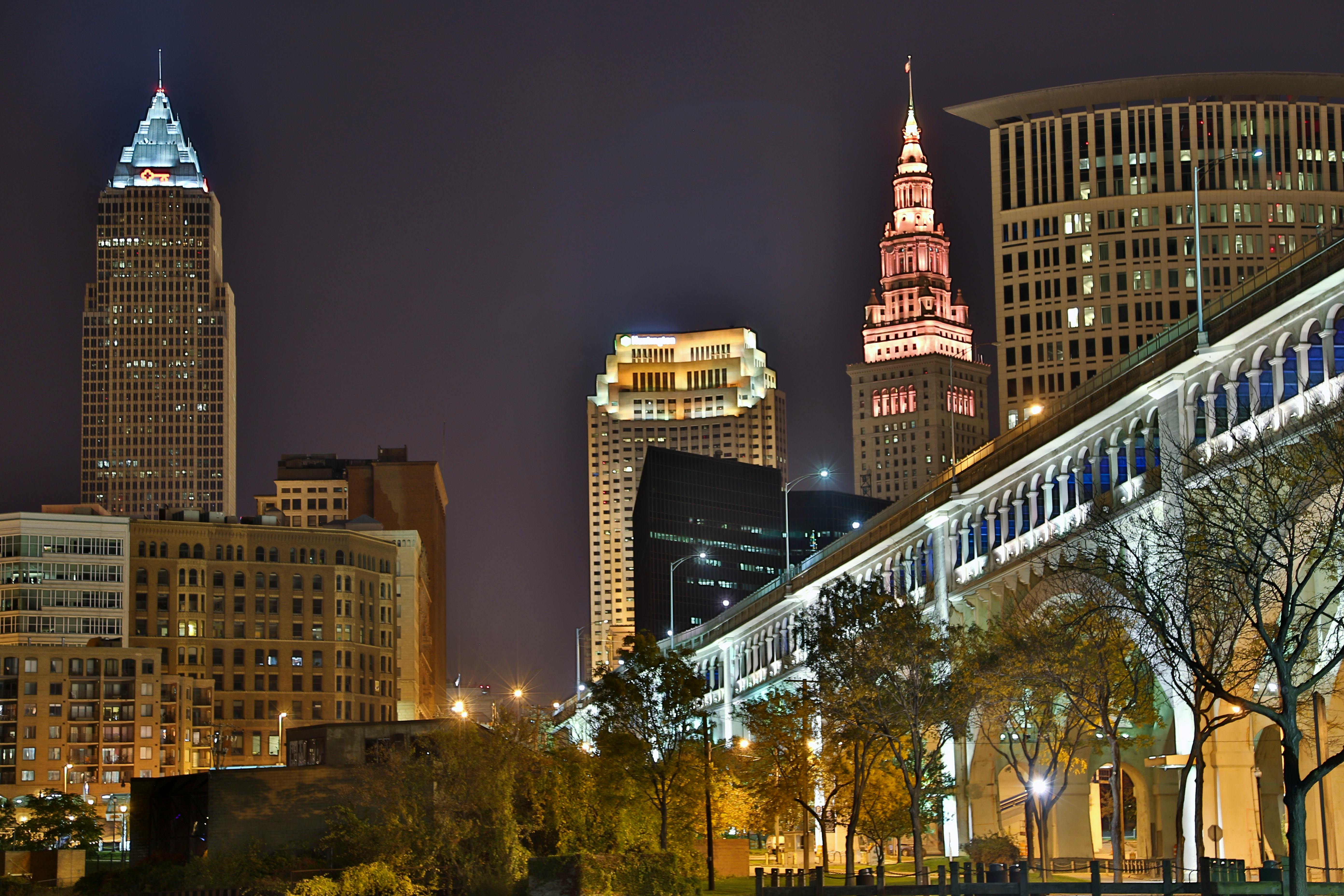 Night Cityscape of Cleveland, Ohio in USA · Free