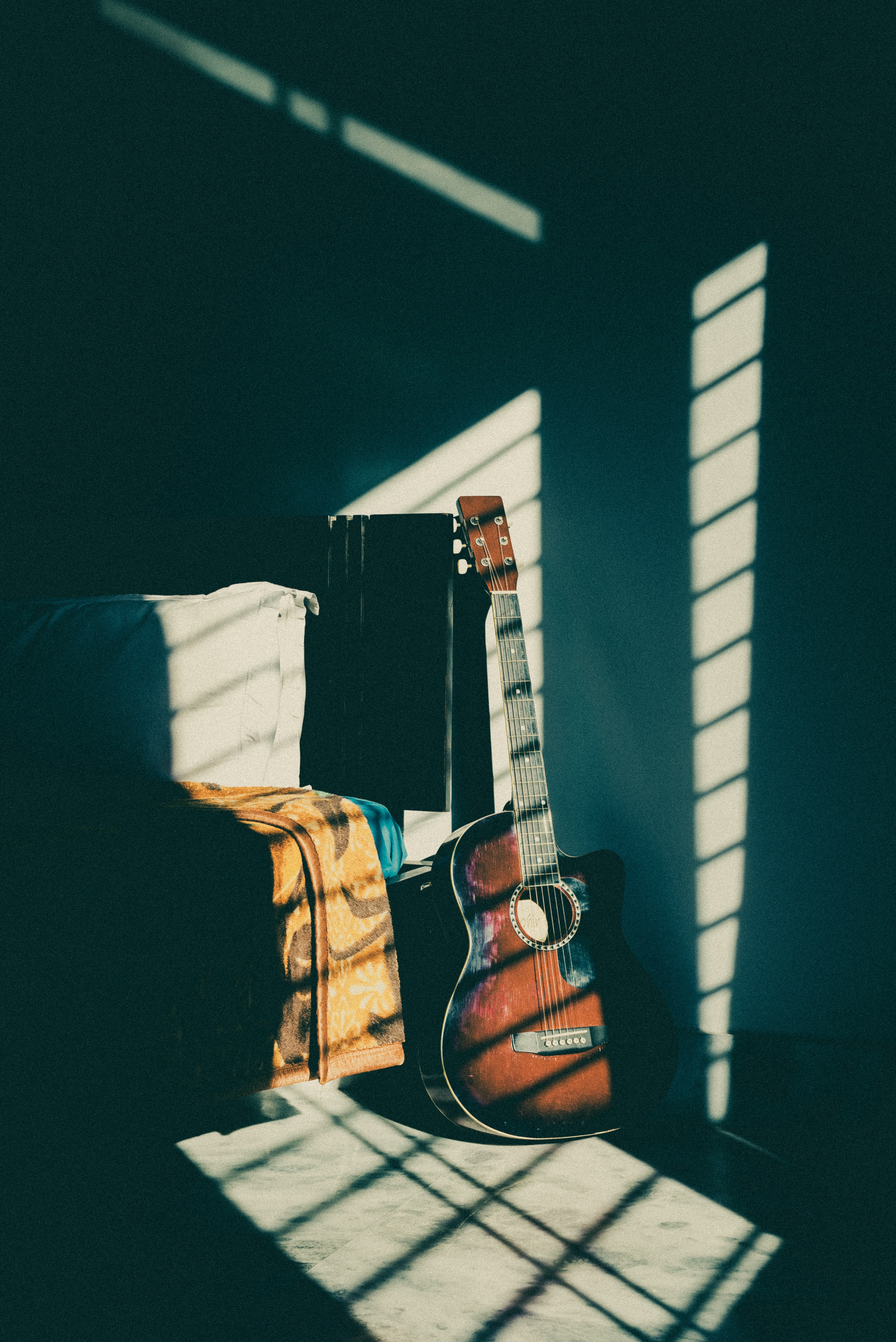 Phone wallpaper: Guitar, Music 1077112