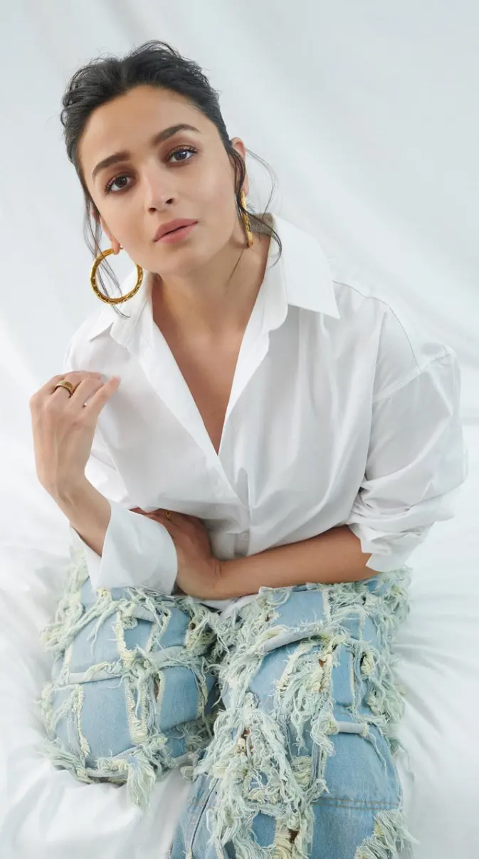 Alia bhatt wallpaper