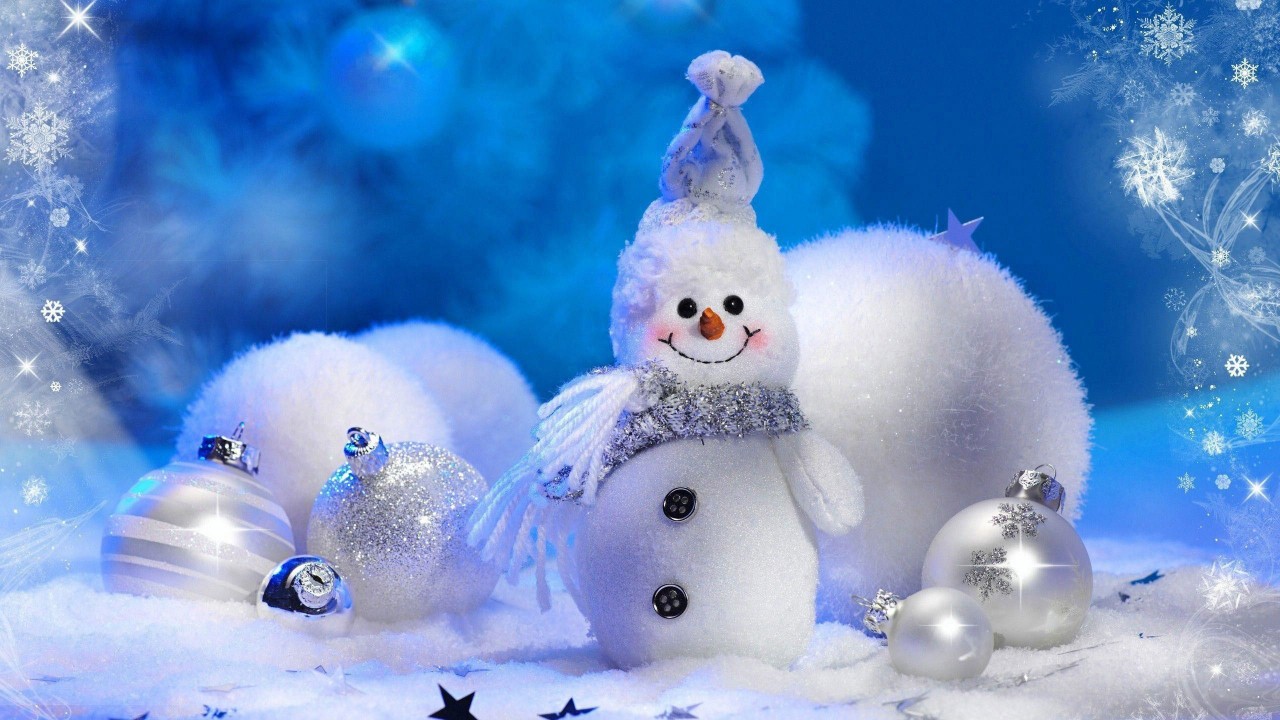White Snowman With Christmas Decorations HD Cute Christmas Wallpaper
