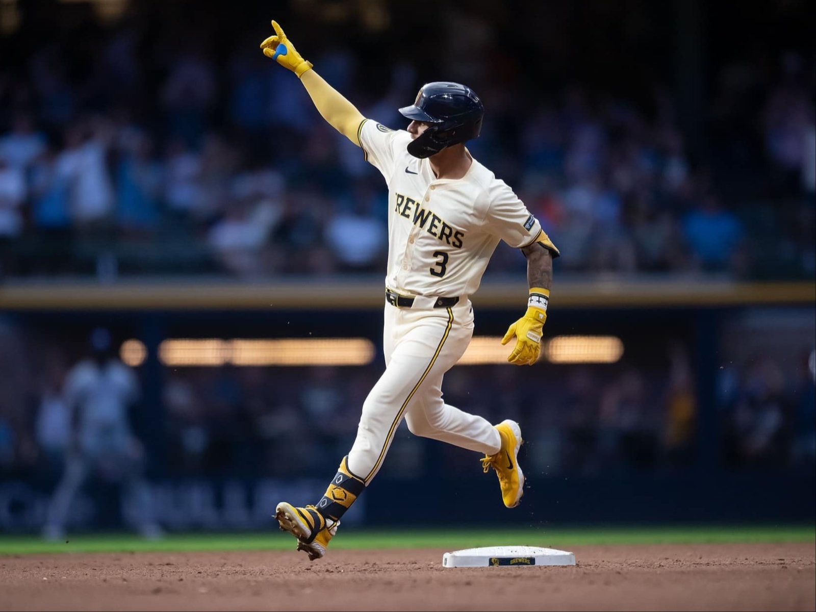 Who's on deck: The Brewers reveal their 2025 regular season schedule