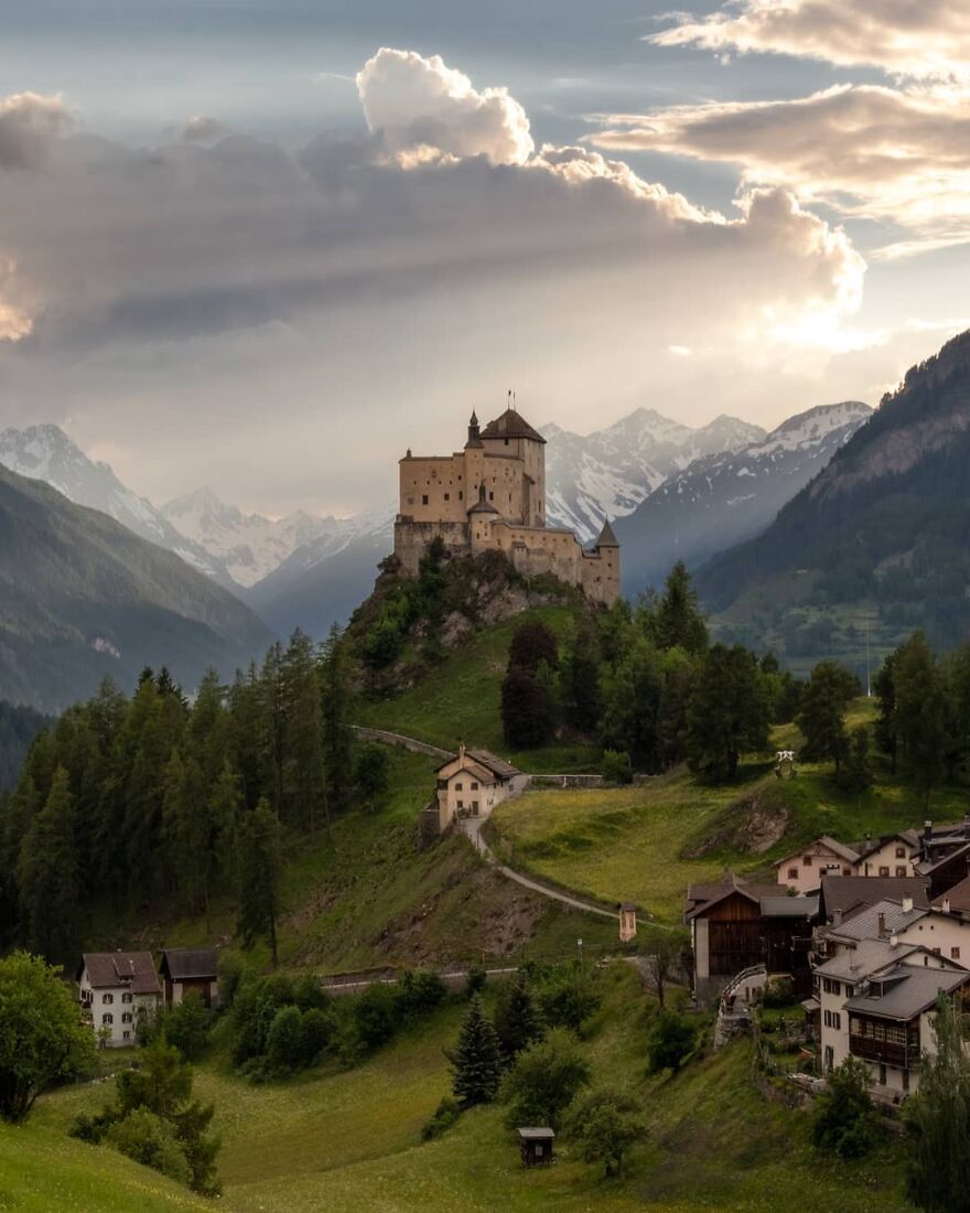 I Capture The Most Beautiful Castles Around The World (35 Pics)