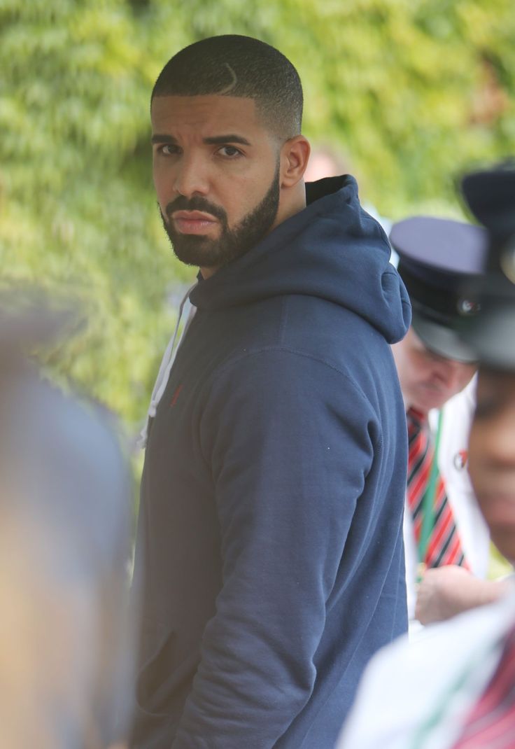 Awesome Drake iPhone Wallpaper