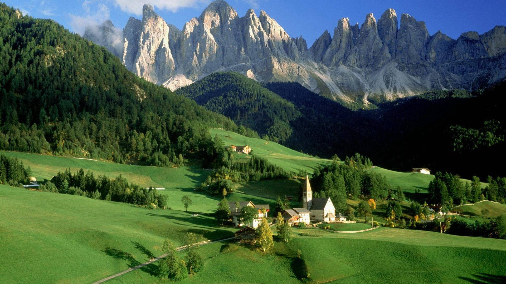 Download Europe's Pictureque Mountain Range Wallpaper