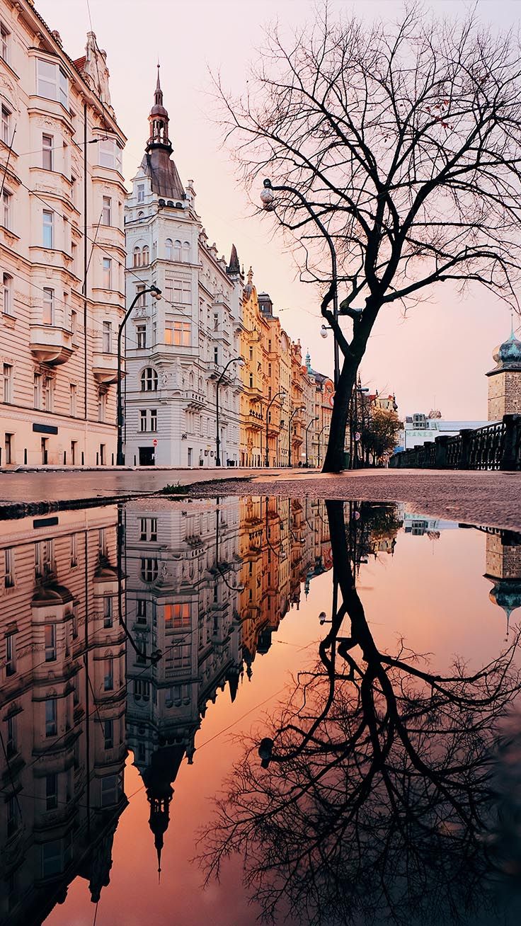 Discovering Europe with 17 wanderlust iPhone Wallpaper