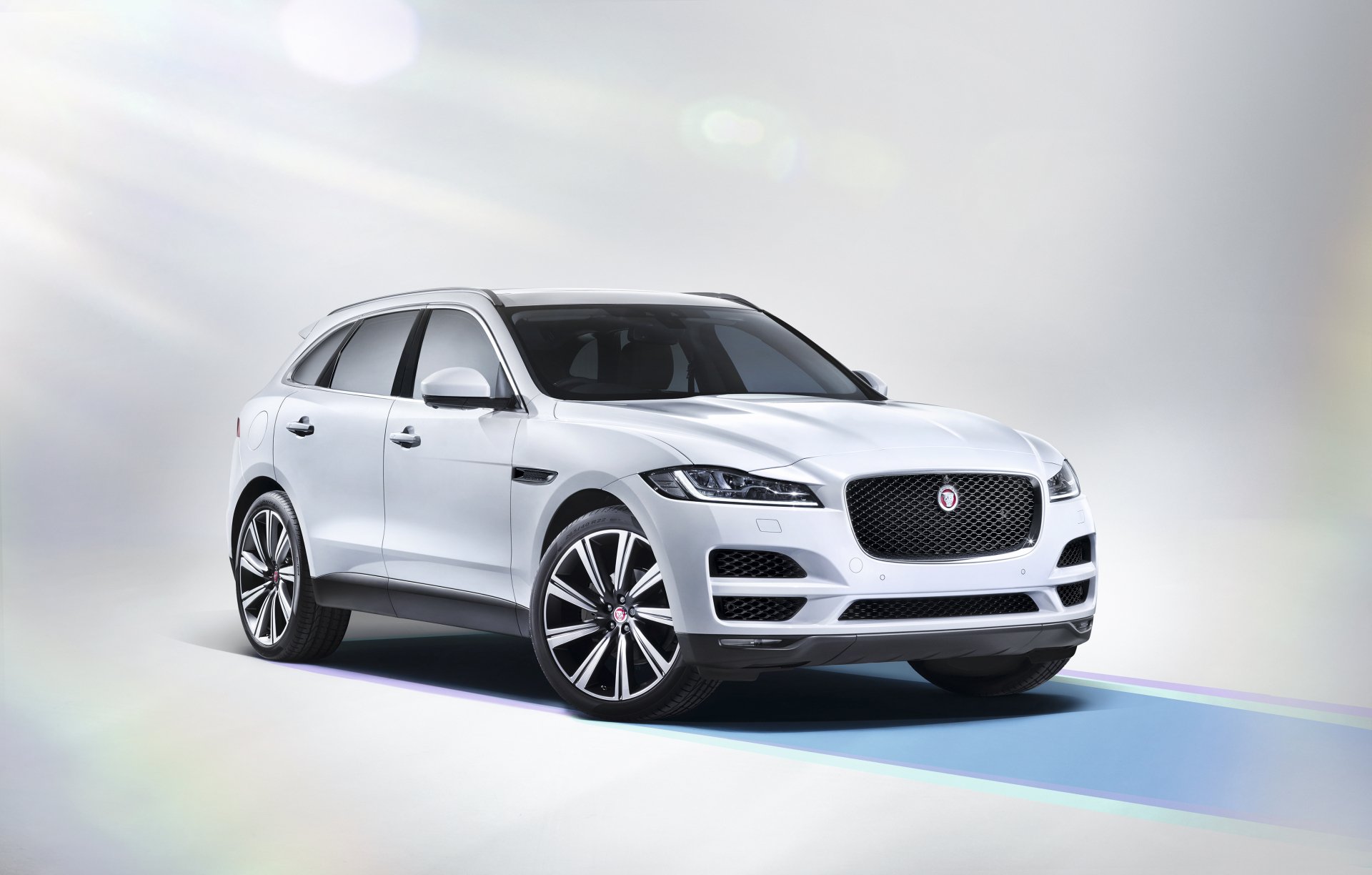 Jaguar F PACE White SUV