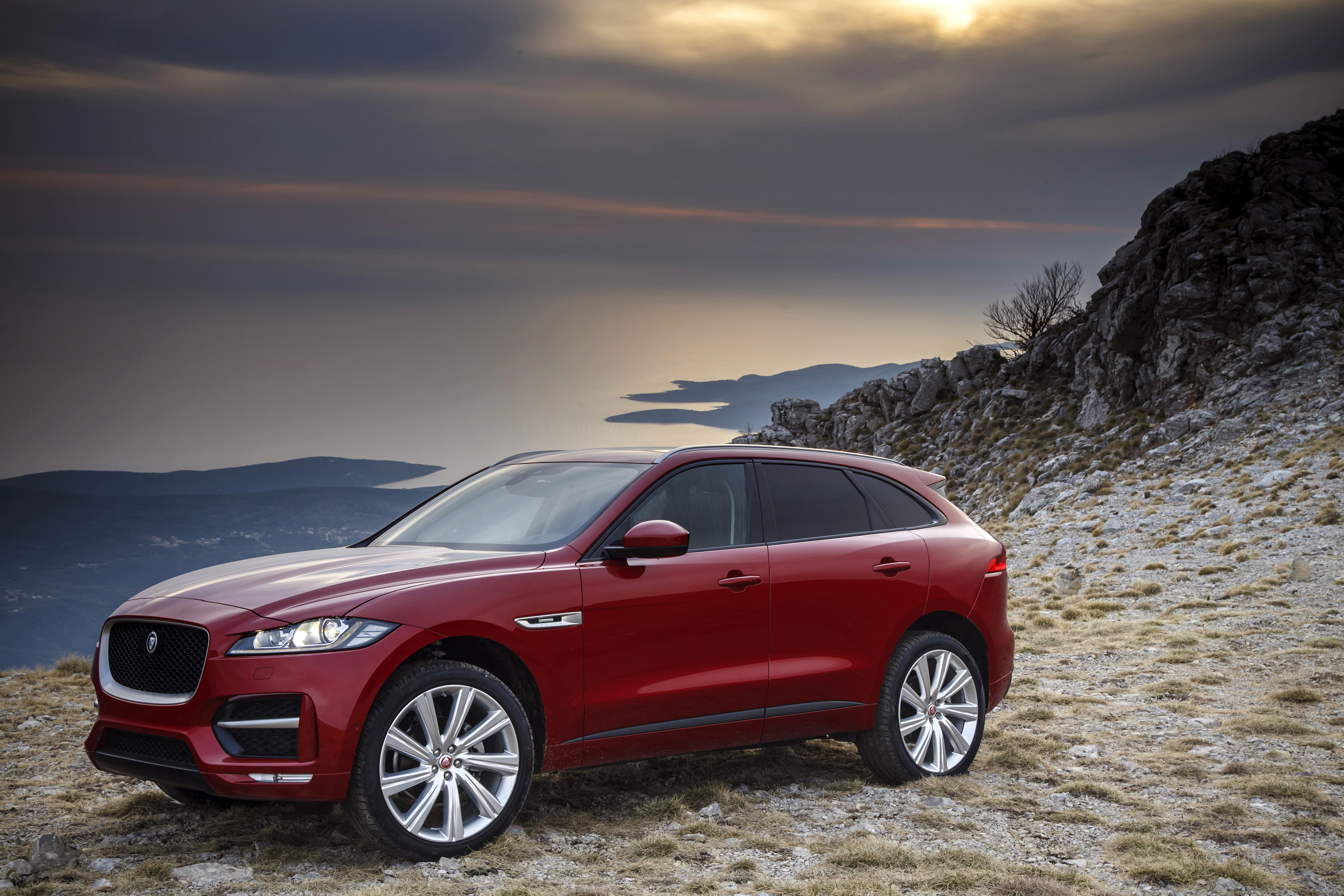 Phone wallpaper: Jaguar F Pace, Vehicles, Car, Jaguar Cars, Suv, Jaguar 415052