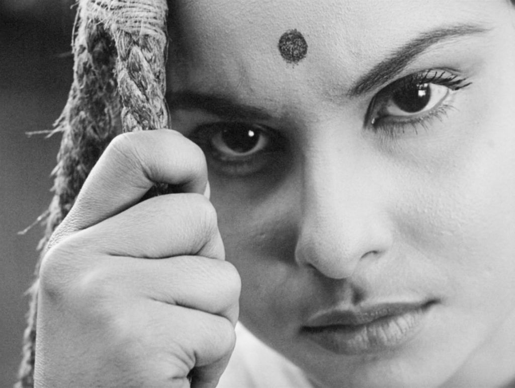 Charulata (The Lonely Wife). Satyajit Ray Org