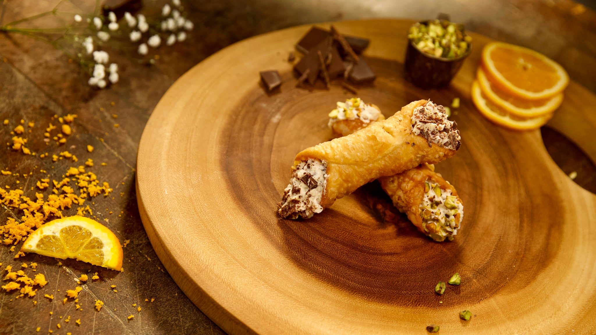 Italian Sweet Cannoli