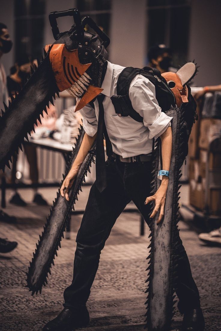 Chainsaw Man wallpaper. Male cosplay, Anime cosplay ideas, Cosplay