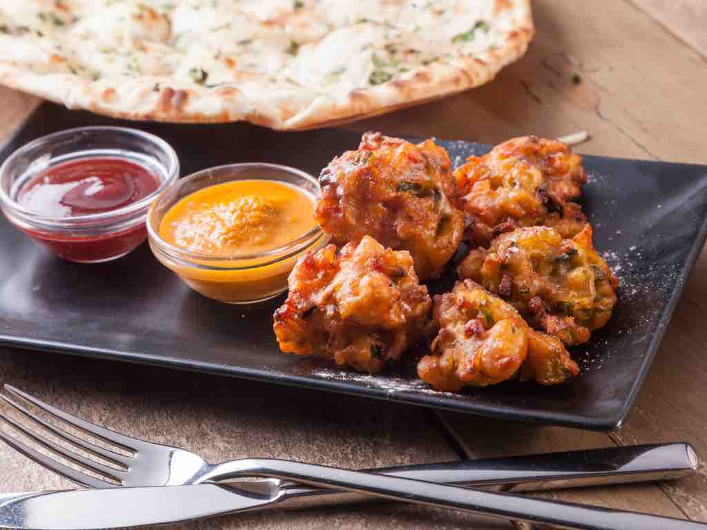 Exploring the Irresistible Crunch: The Art of Making Chicken Pakora