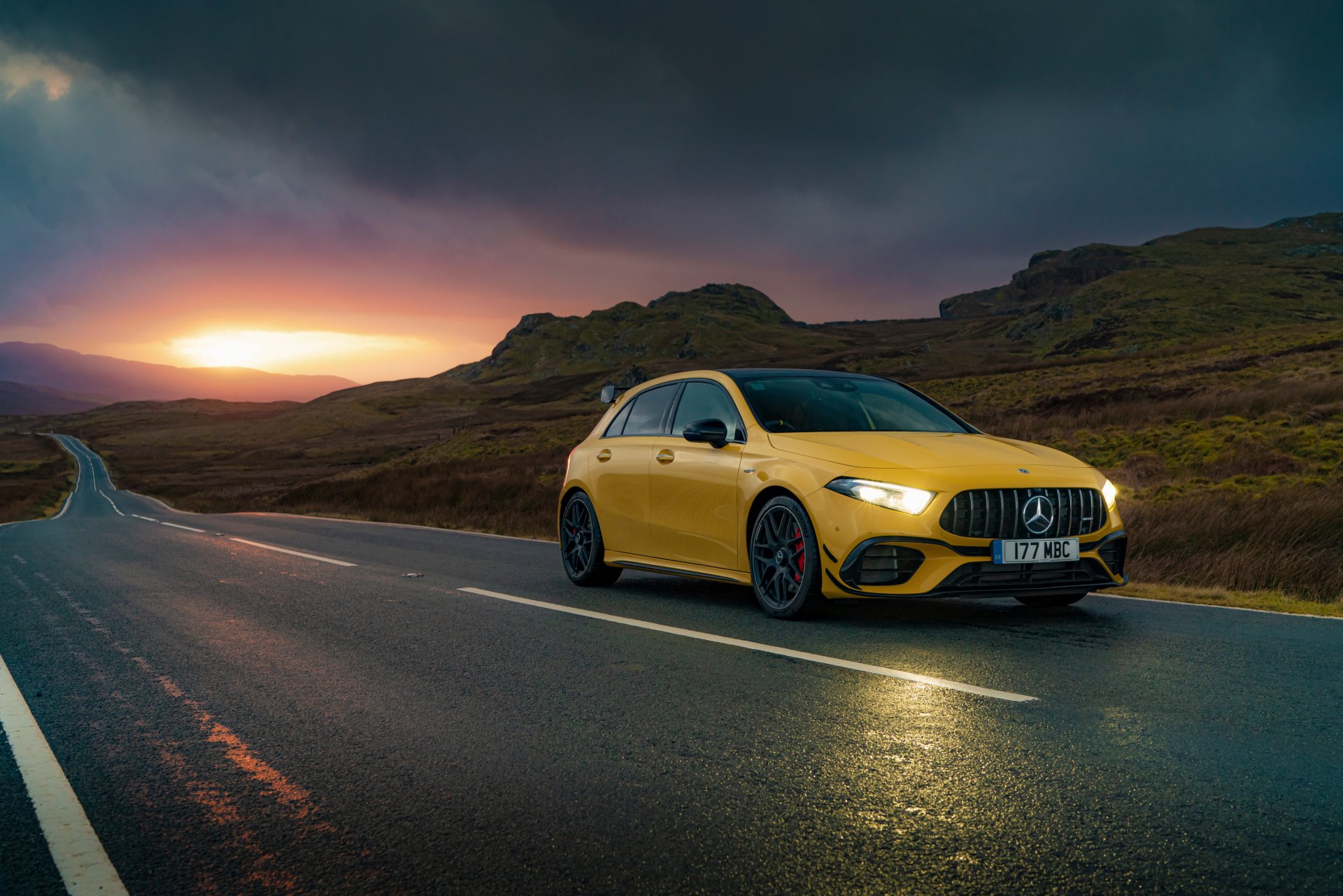 Download Vehicle Mercedes Benz AMG A45 8k Ultra HD Wallpaper