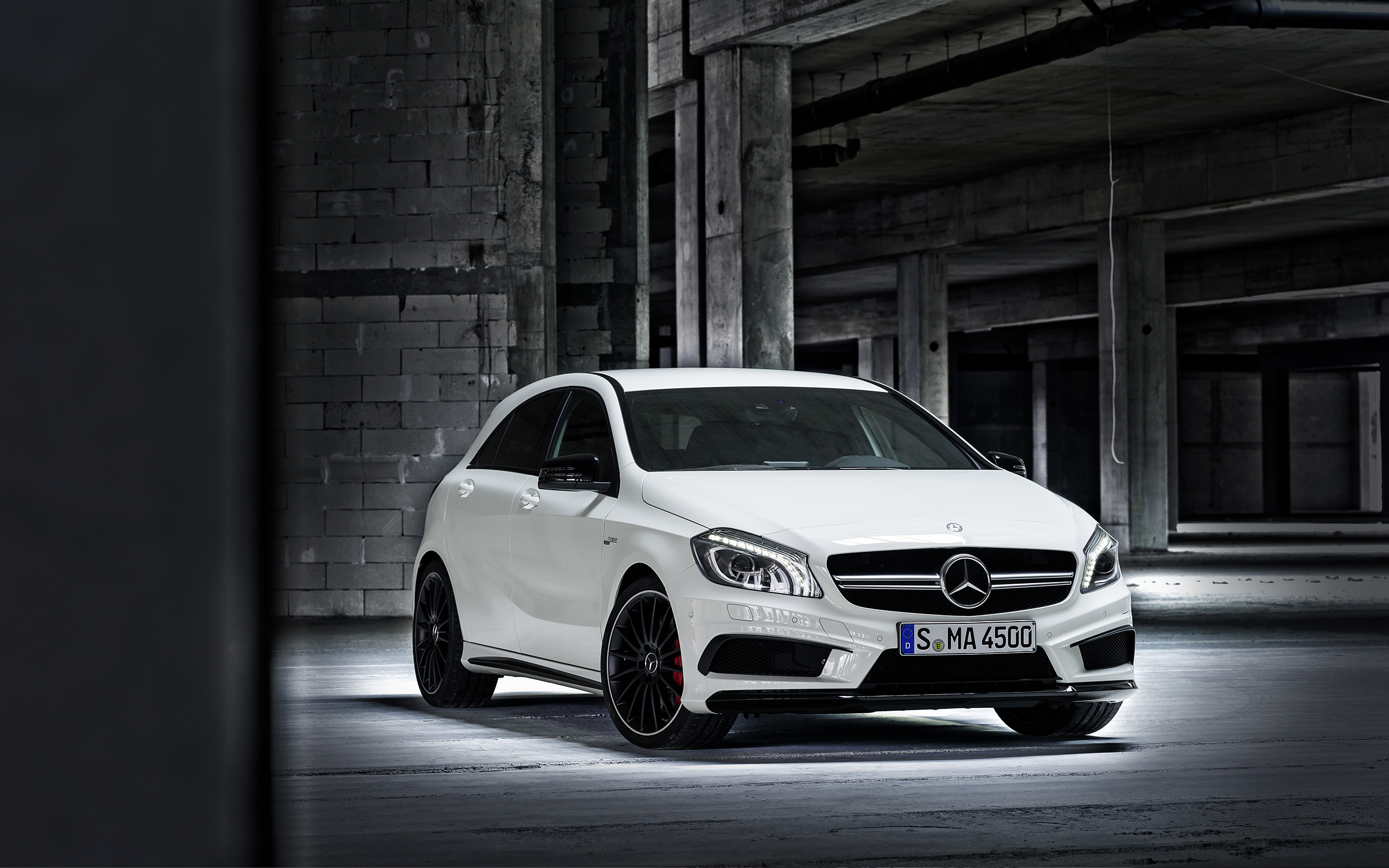 Mercedes Benz A45 AMG Wallpaper