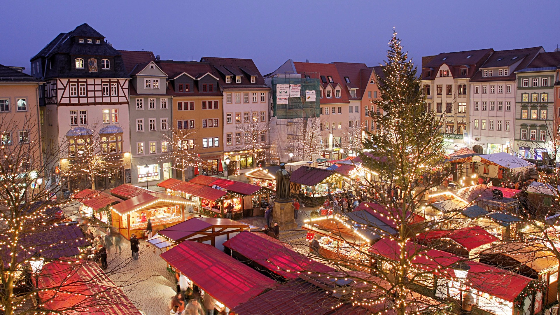 Europe: where to shop for Christmas gifts?