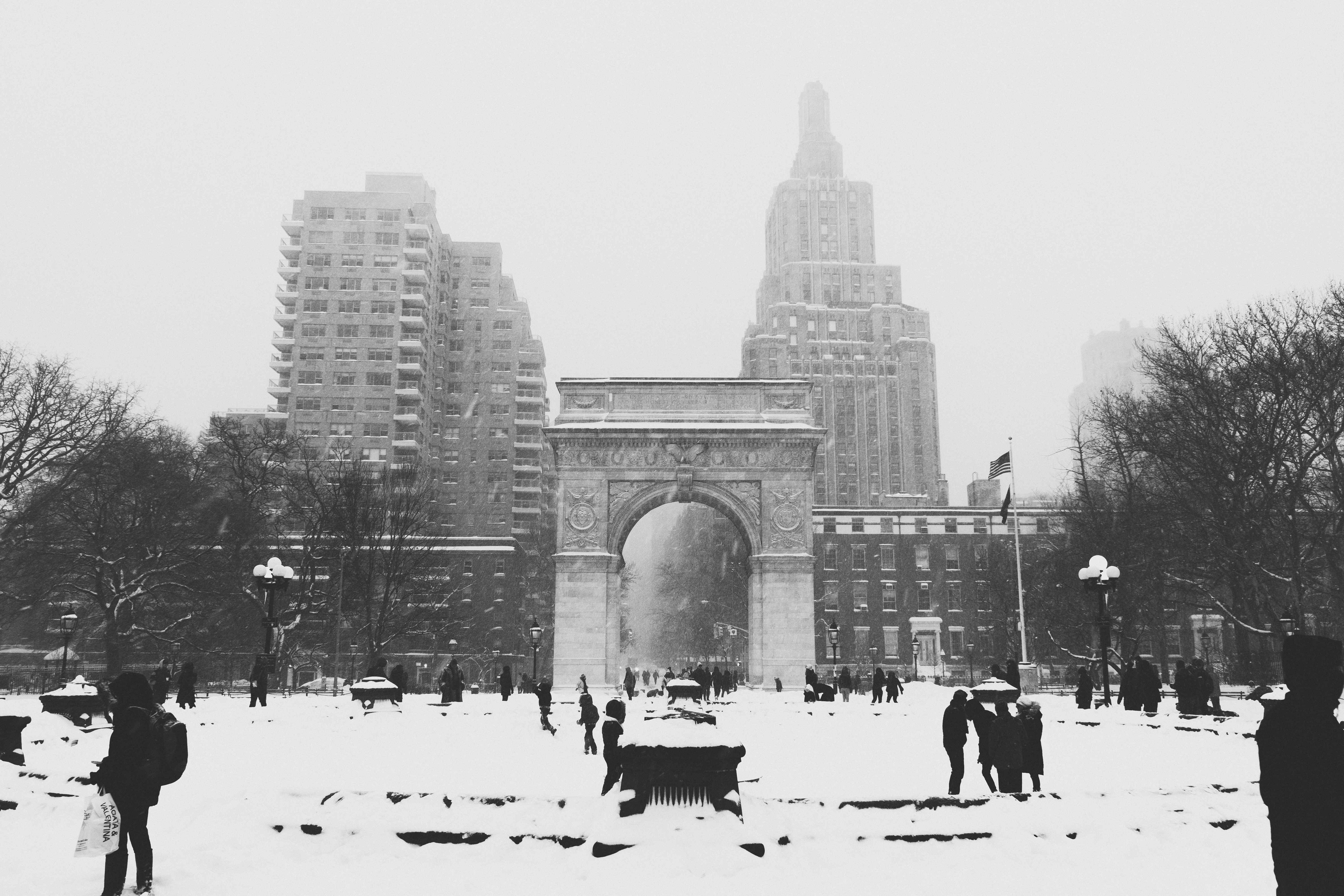 Free Image, snow, winter, black and white, building, urban, new york, arch, weather, season, monochrome photography 5996x3997
