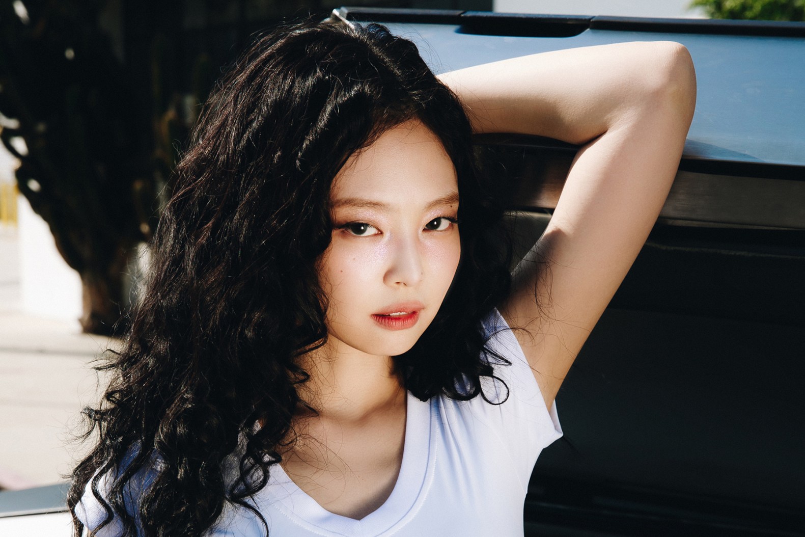 Jennie Launches New Era with a Pretty Girl 'Mantra'