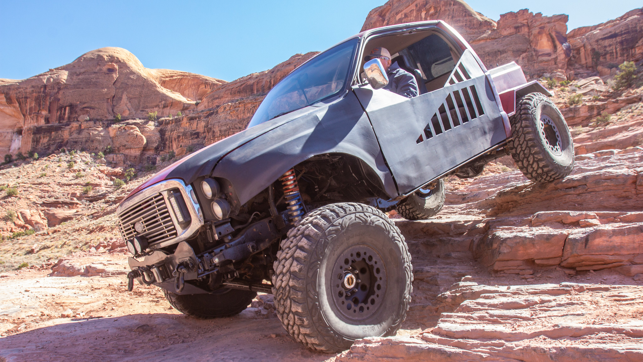 V 10 Powered Ford Super Duty Rockcrawler On 1 Ton Axles And 40 Inch Tires