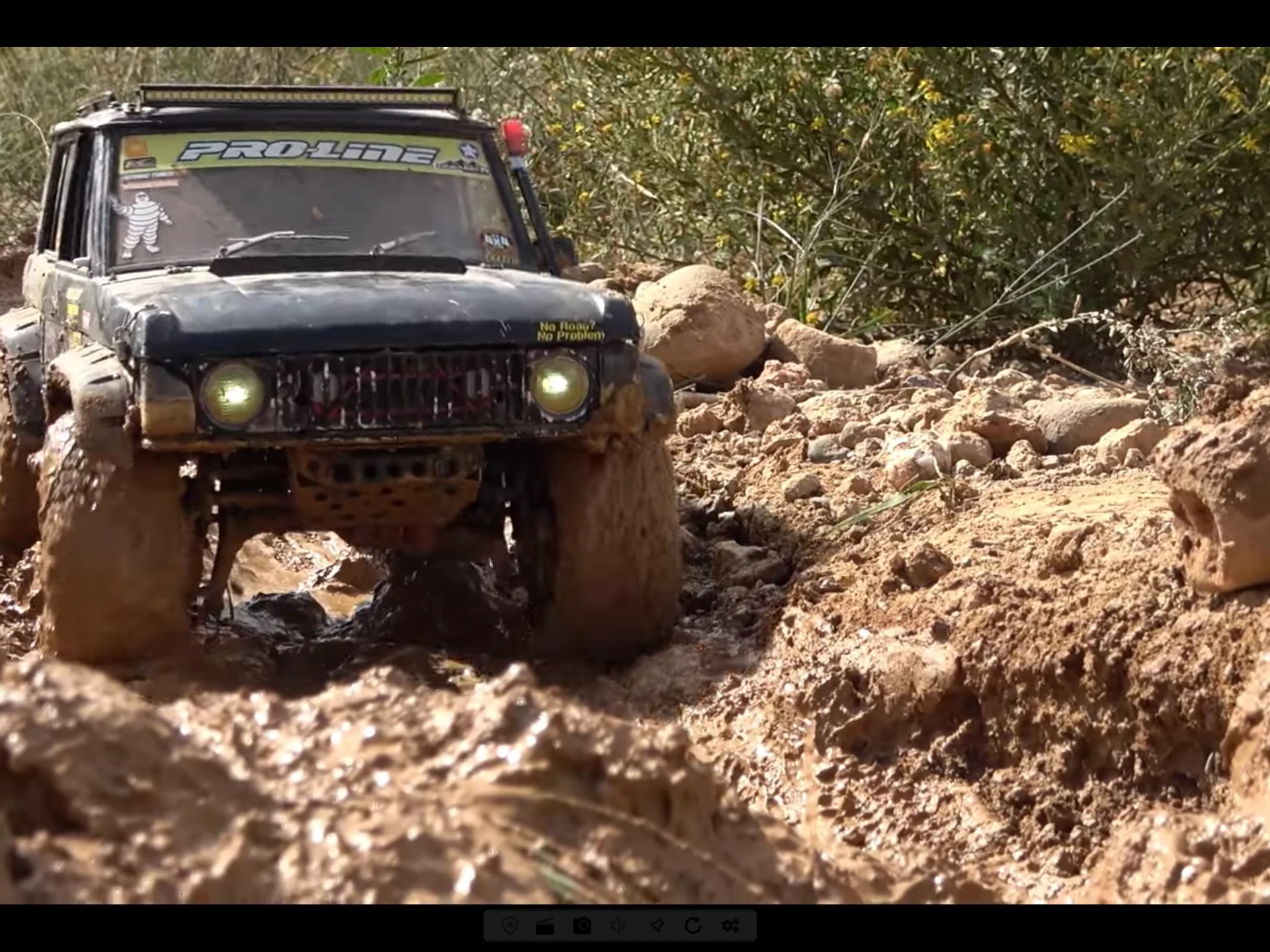RC Rock Crawlers Covered In Mud Look Like The Real Deal