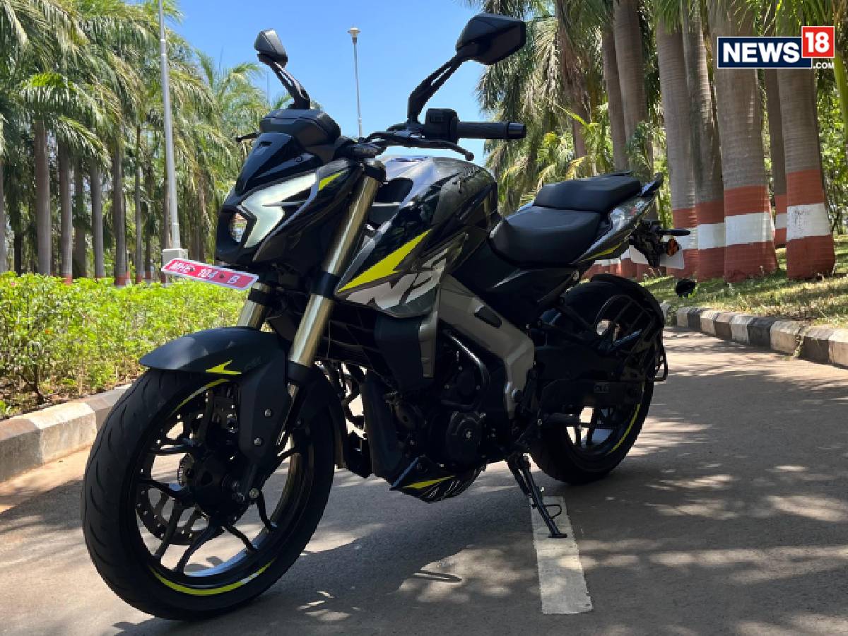 Bajaj Pulsar NS400Z in Pics: See Design, Features, and More in Detail