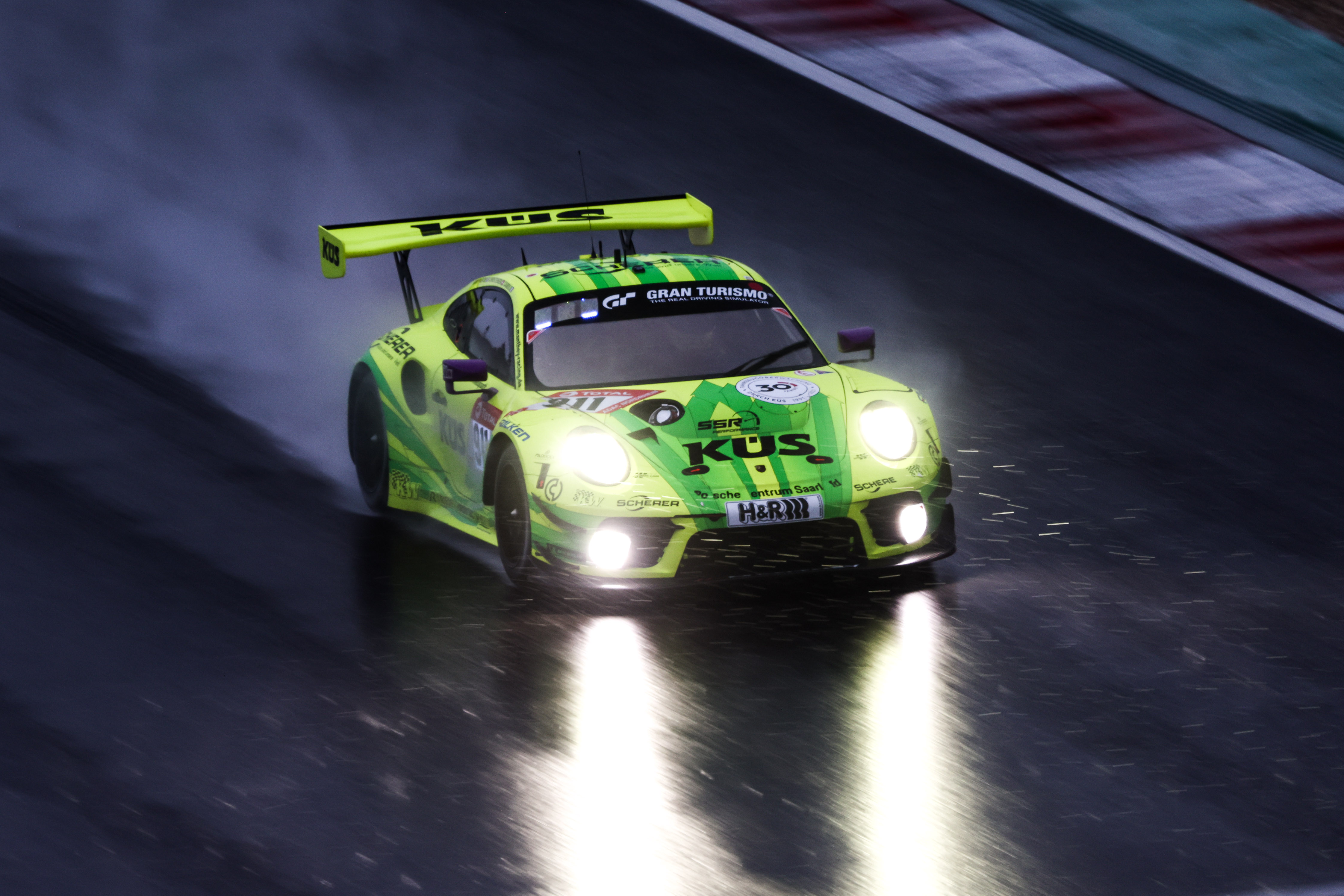 MANTHEY 7 TIME WINNER OF NÜRBURGRING 24 HOURS. Endless Brake Technology Europe AB