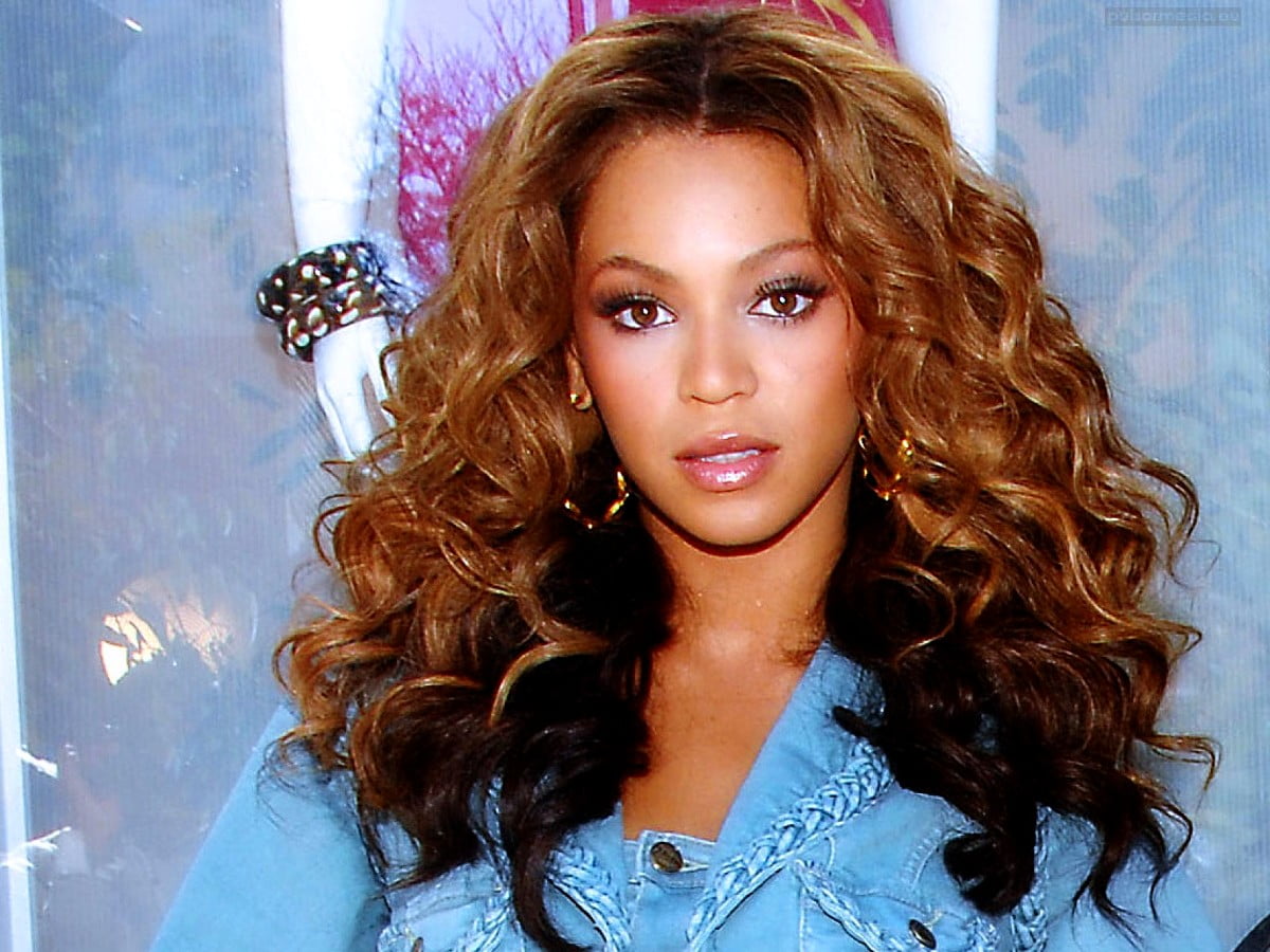 Macbook background Beyonce, Blond, Brown Hair. Free TOP photo