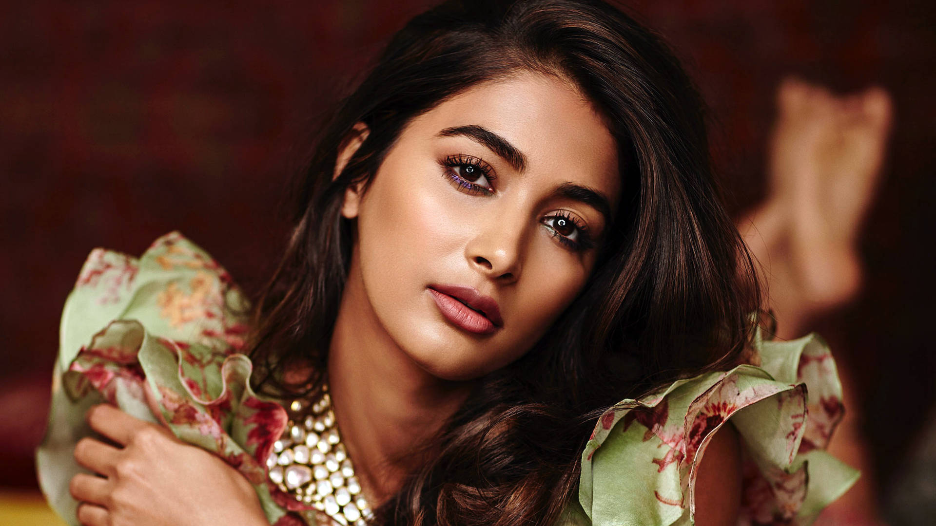 Pooja Hegde HD Wallpaper