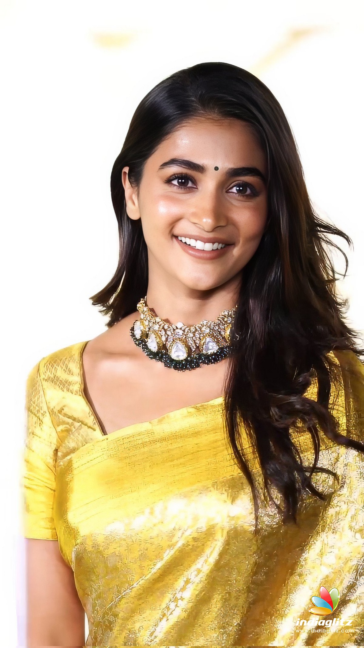 Pooja Hegde Photo Actress photo, image, gallery, stills and clips