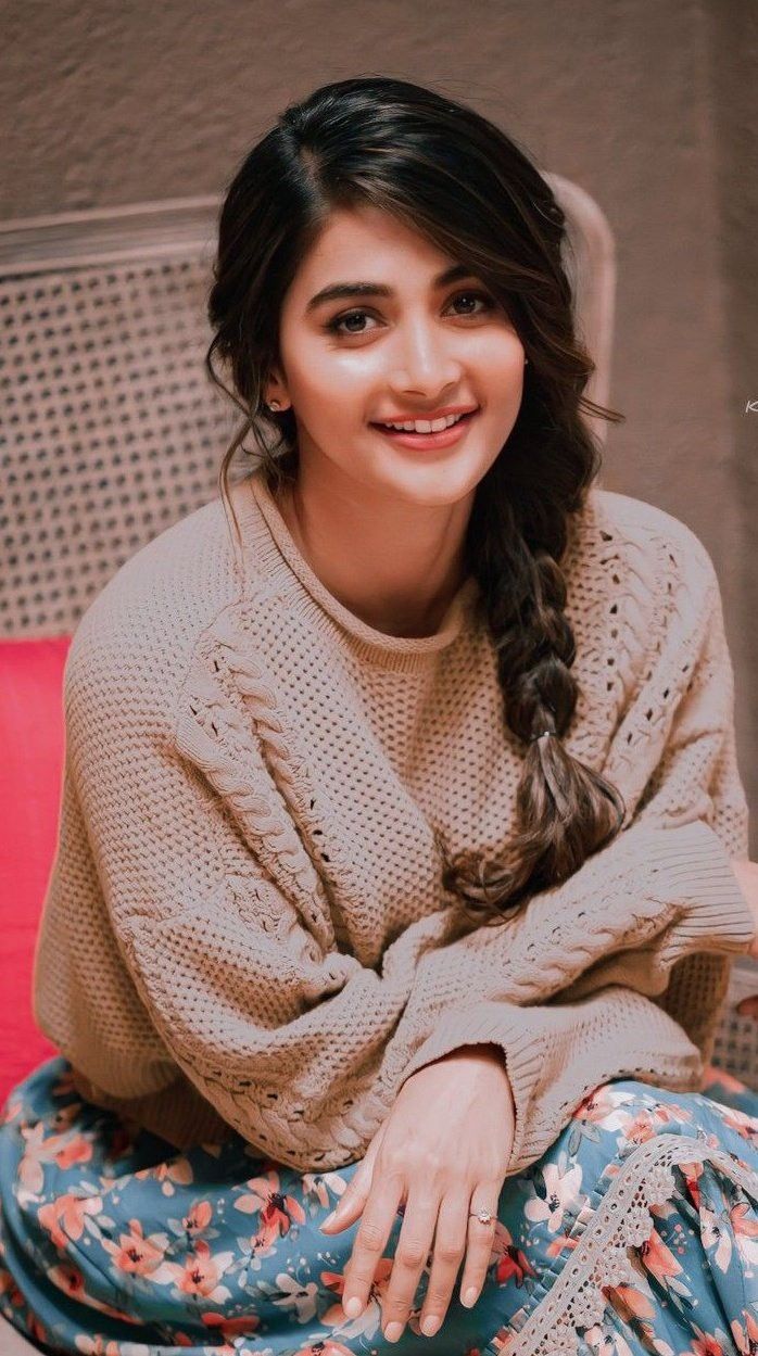 Pooja Hegde ideas. beautiful indian actress, indian actresses, beautiful bollywood actress