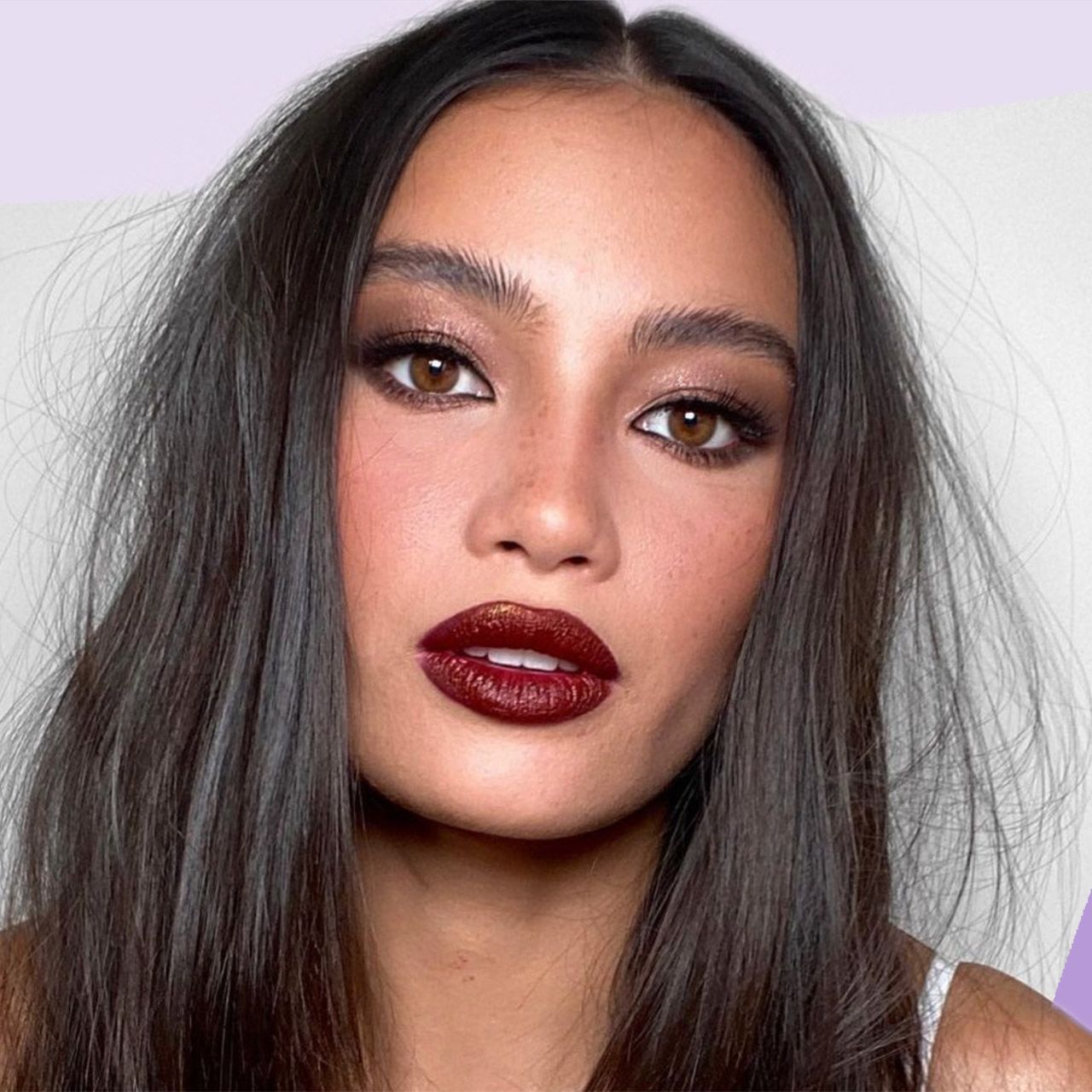 Grunge Makeup: Rockstar Girlfriend Glam Is Trending for 2023