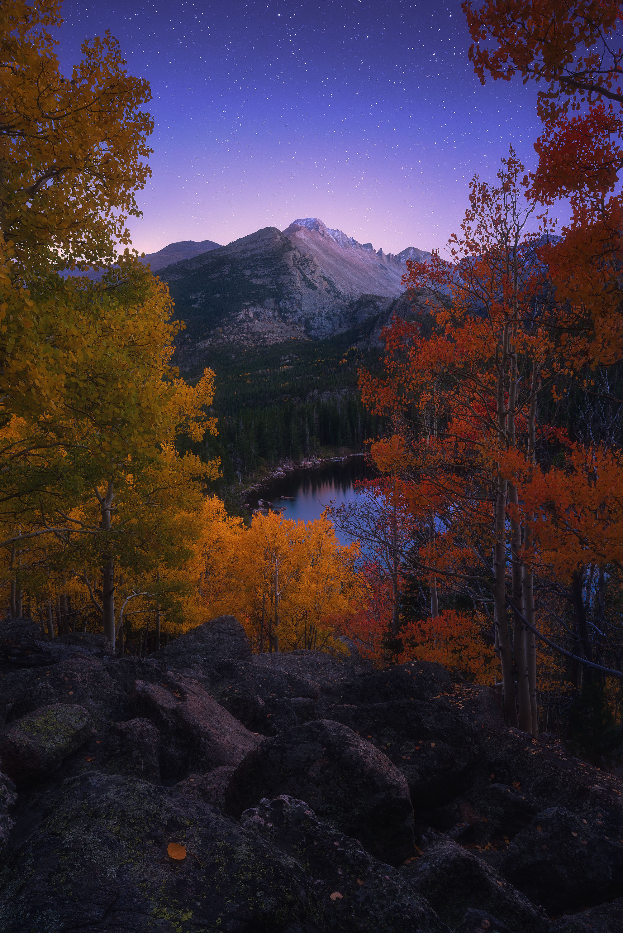 Autumn Night at Bear Lake, Colorado [OC][2000x2993]