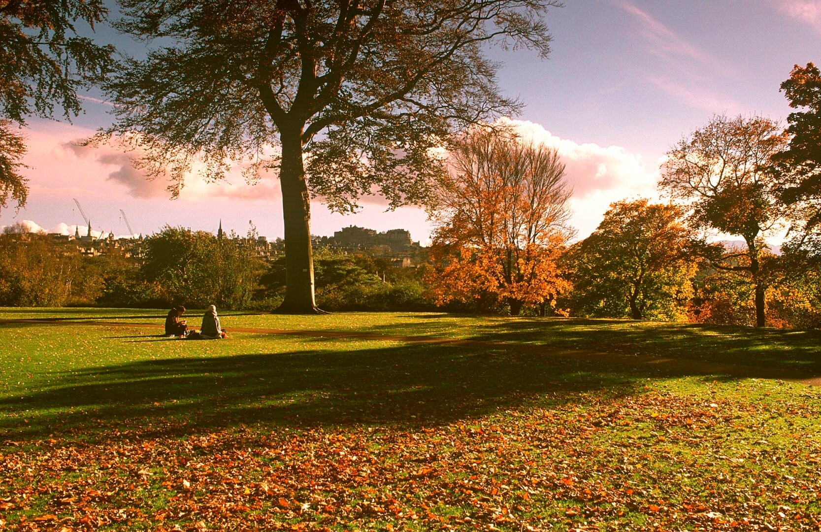 Ten beautiful autumn walks in Edinburgh