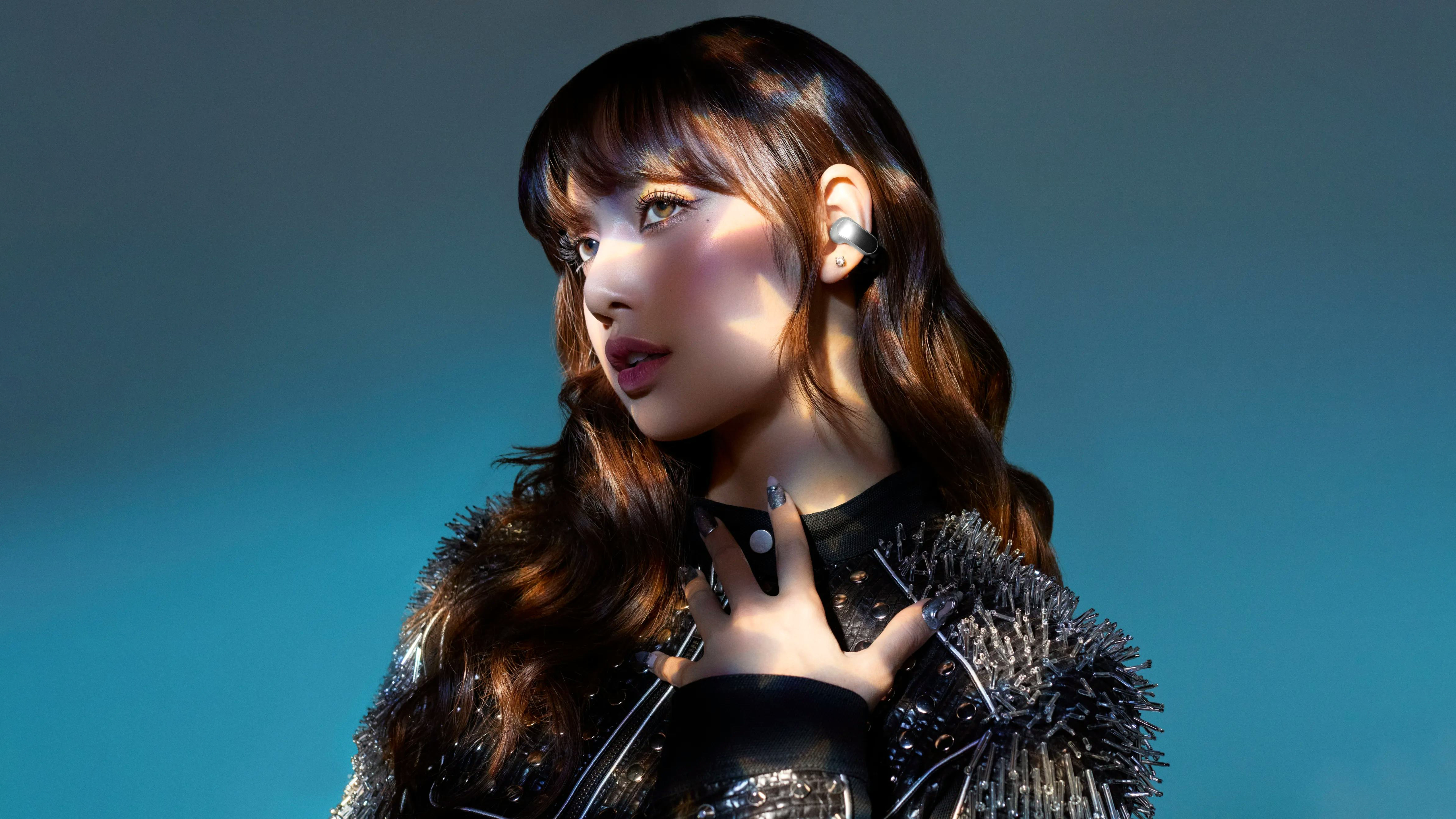 Lisa Wallpaper and Background